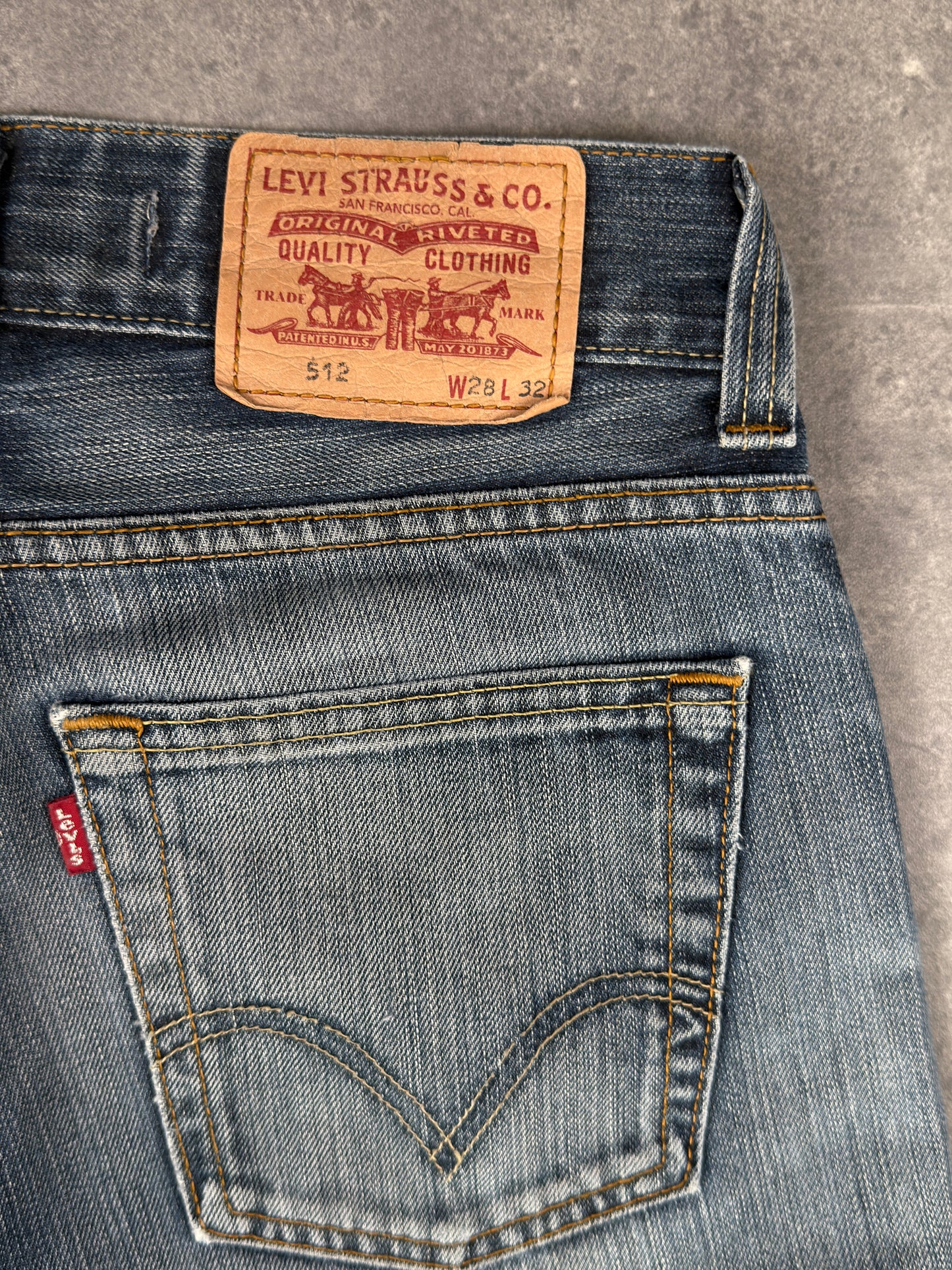 Leviβs bootcut Jeans (W28/L30)