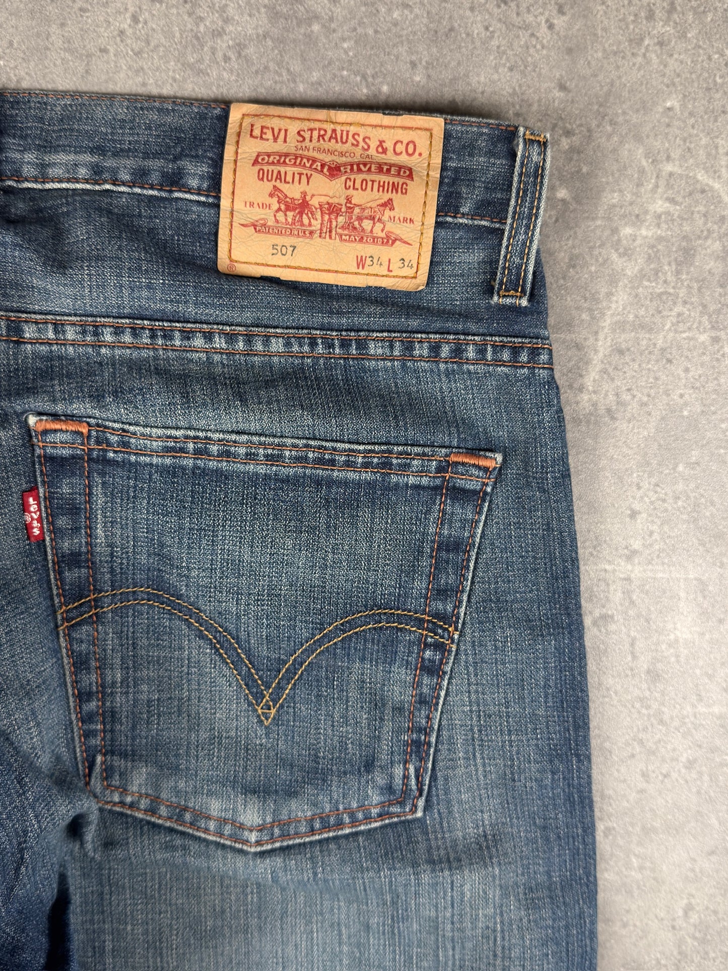 Leviโs bootcut Jeans (W34/L34)