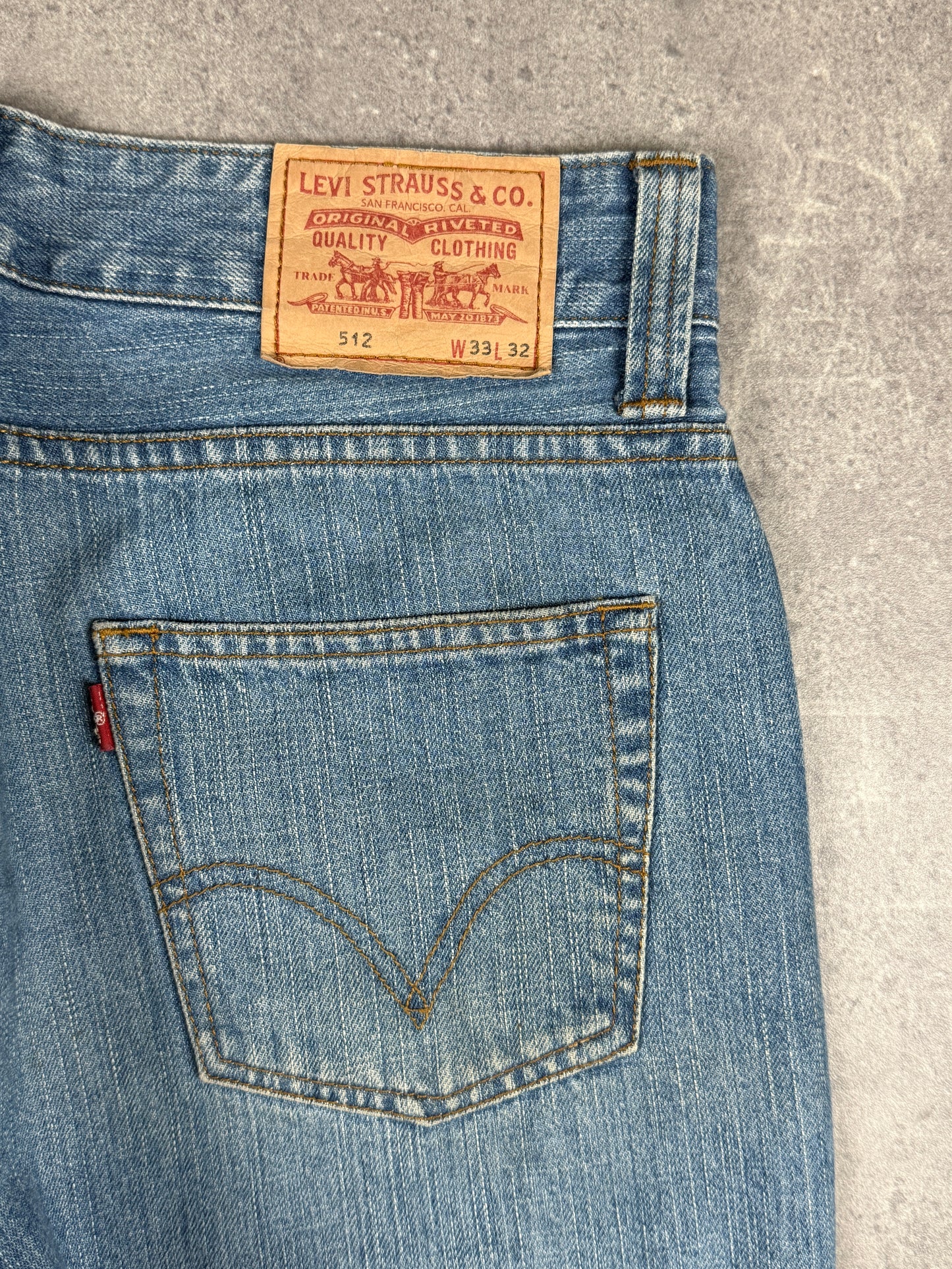 Leviβs bootcut jeans (W33/L34)