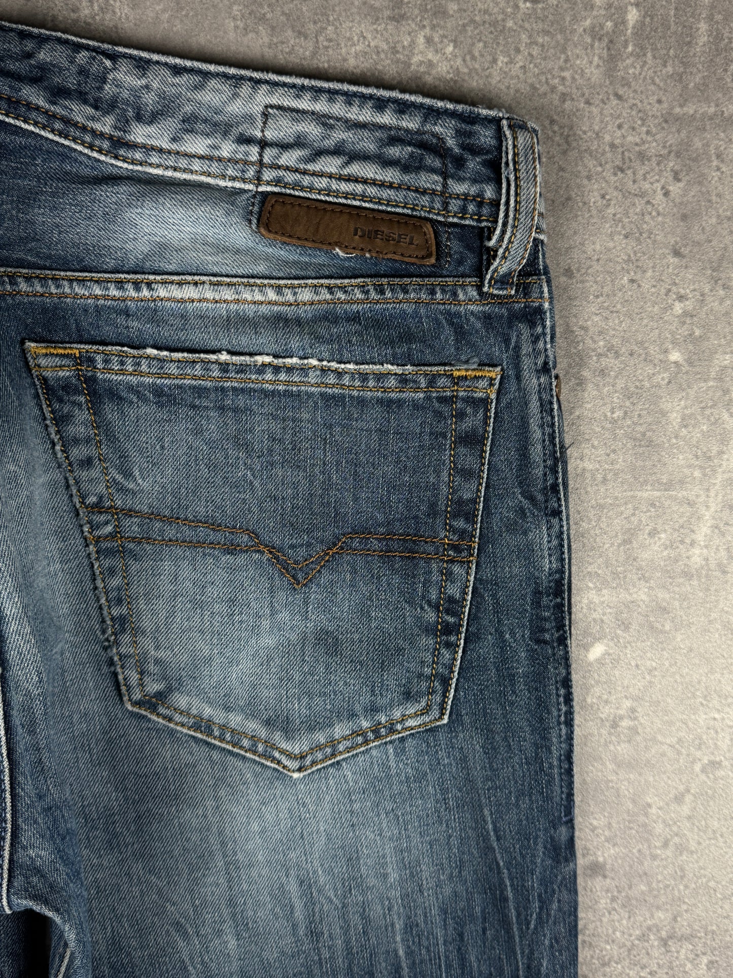 Diesel bootcut Jeans (W31/L34)