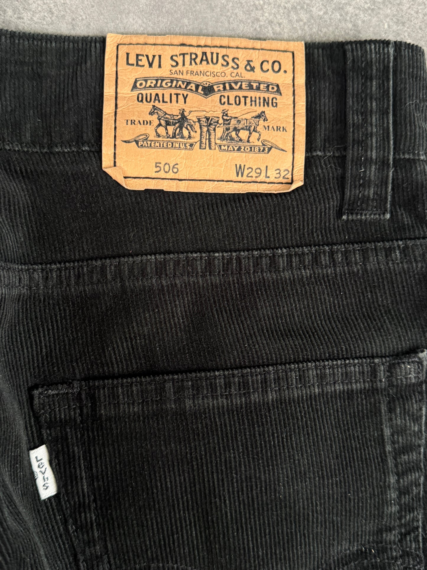 Leviβs Jeans cord black (W29/L30)