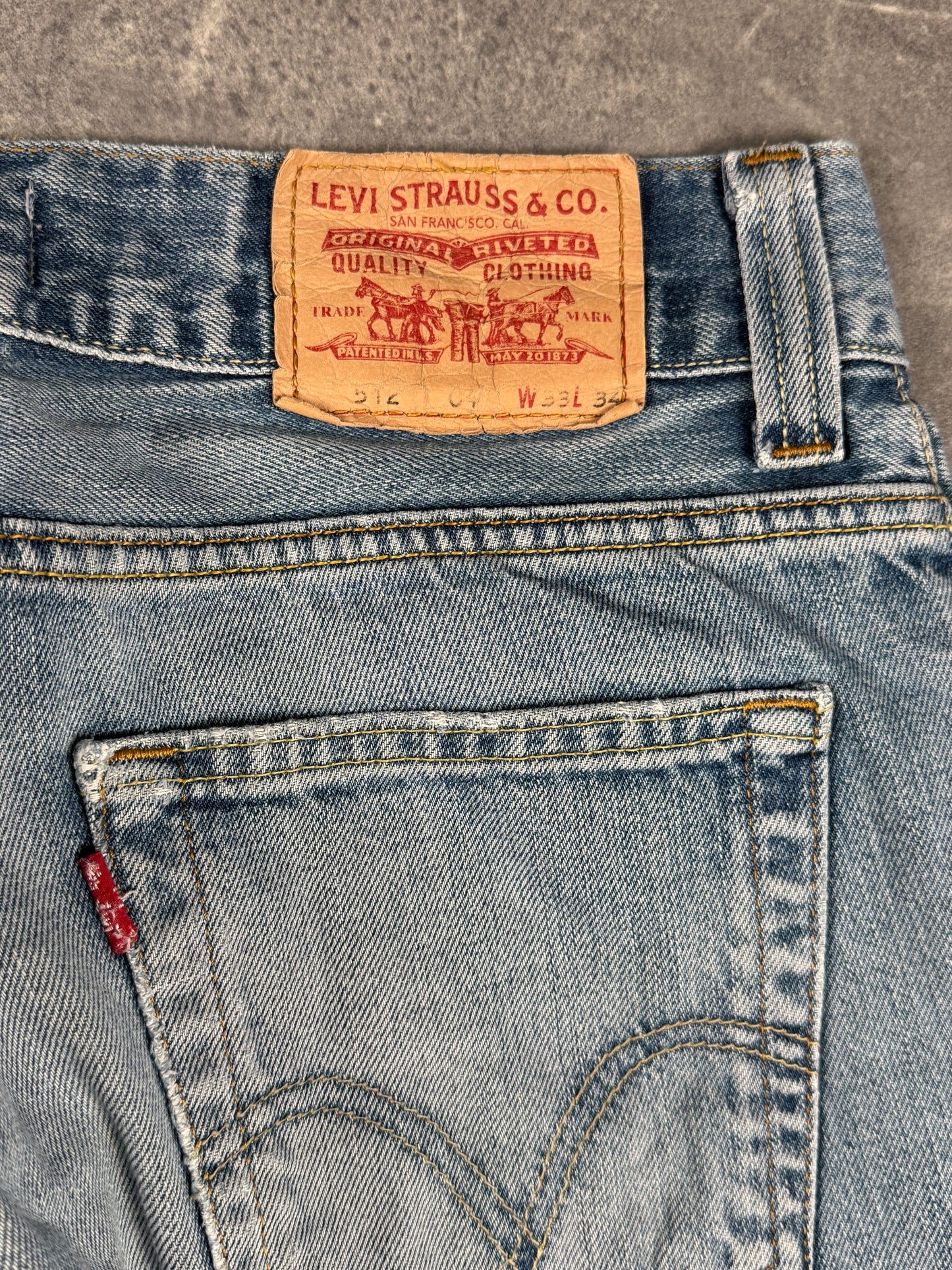 Levi’s bootcut jeans (W33/L34)