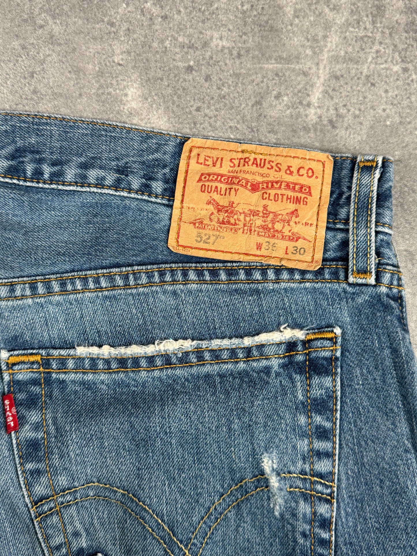 Leviβs bootcut Jeans (W36/L32)