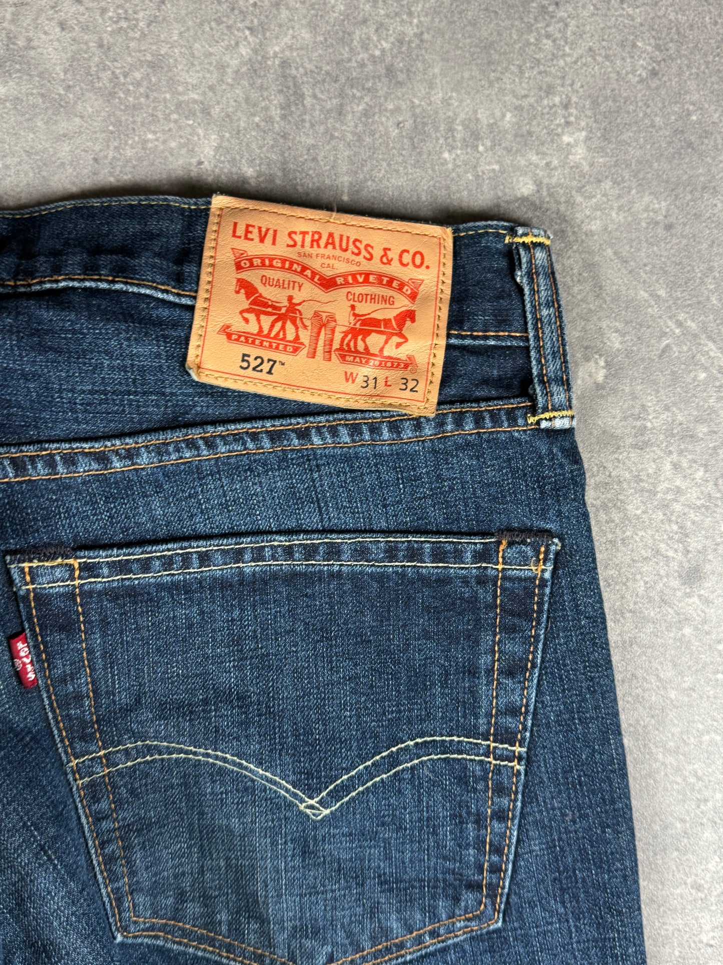 Leviβs bootcut jeans (W31/L32)