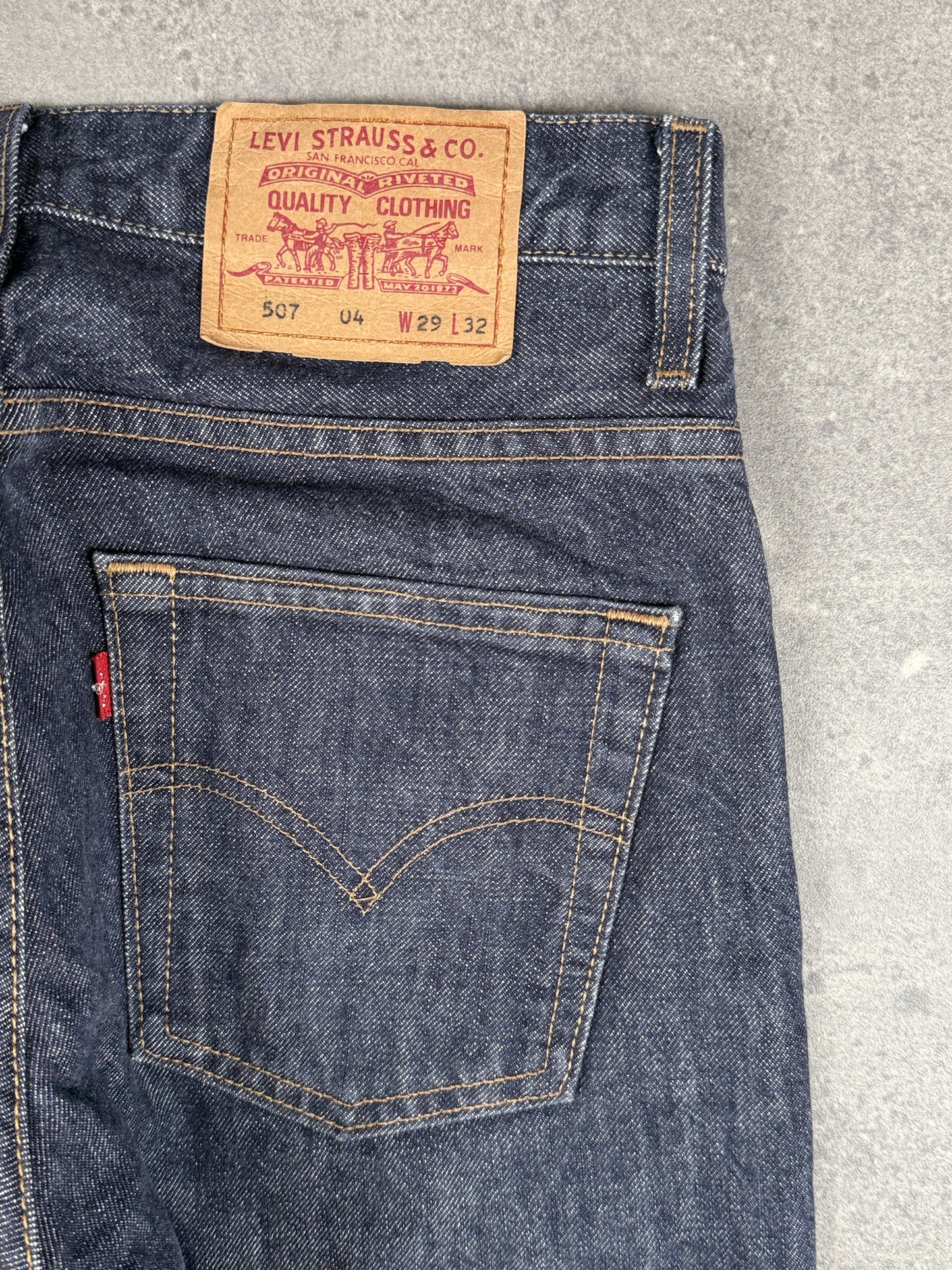 Levi’s raw bootcut Jeans (W29/L30)