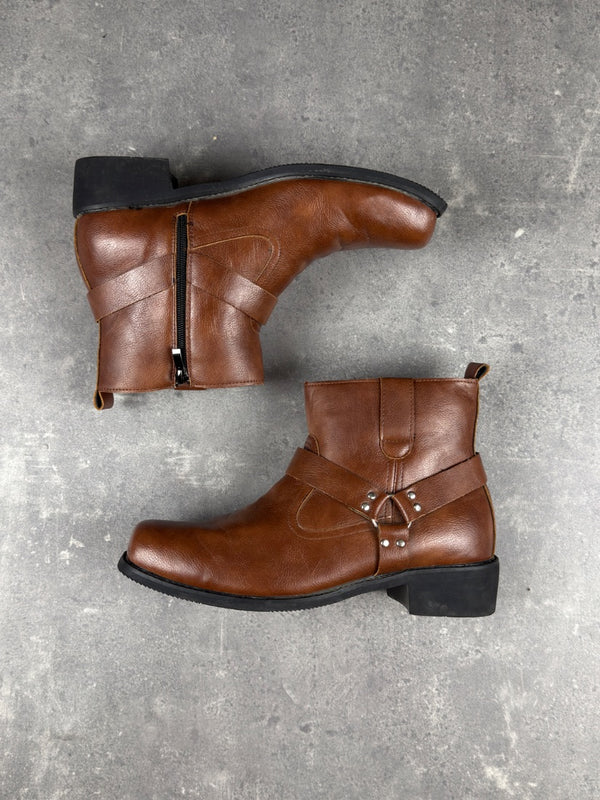 Harness Boot (EU:42 / US8.5)