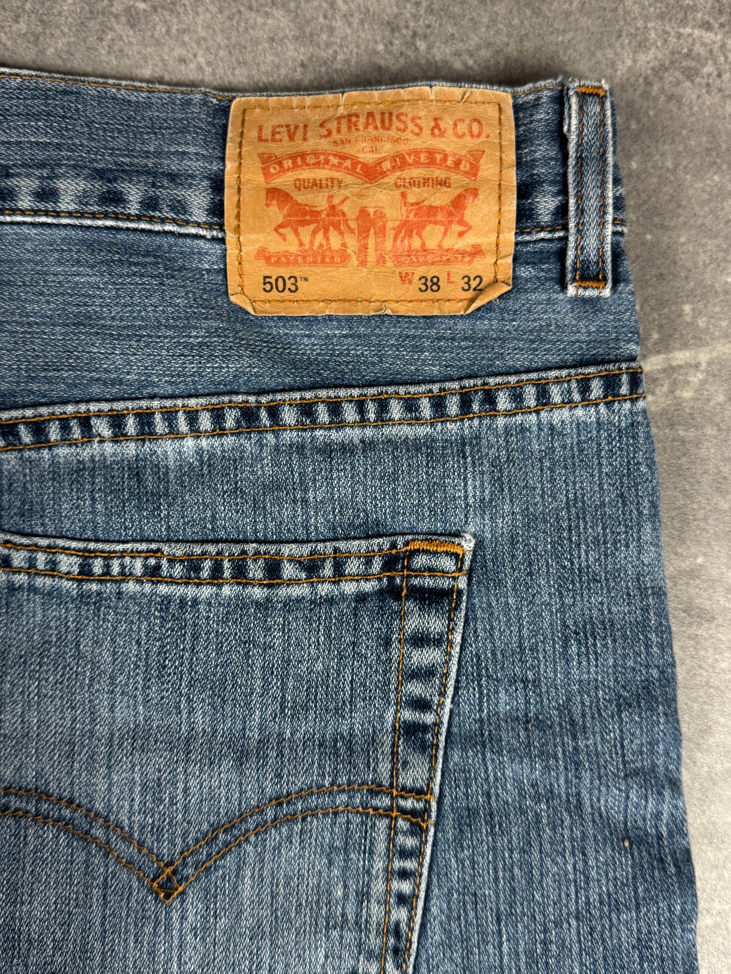 Levi’s bootcut Jeans (W38/L34)
