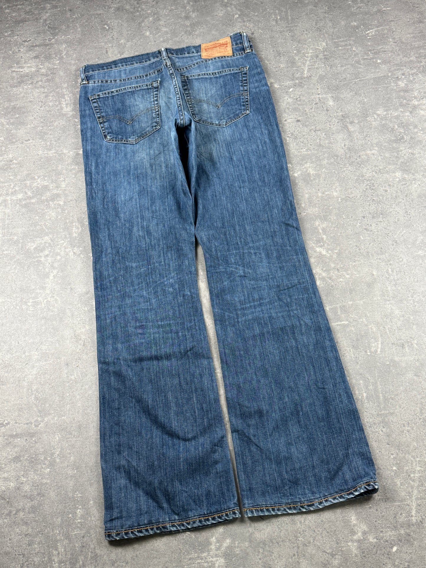 Levi’s bootcut Jeans (W33/L34)