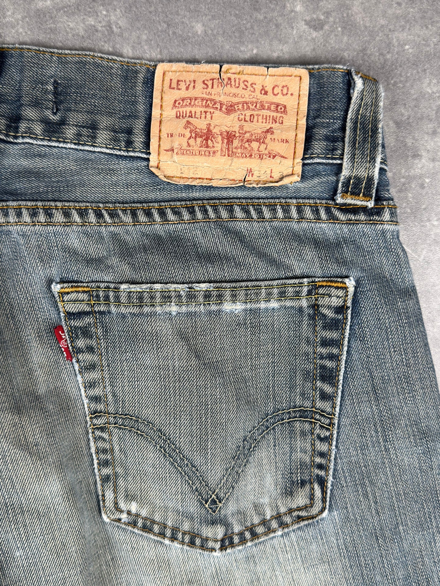 Levi’s bootcut (W34/L34)