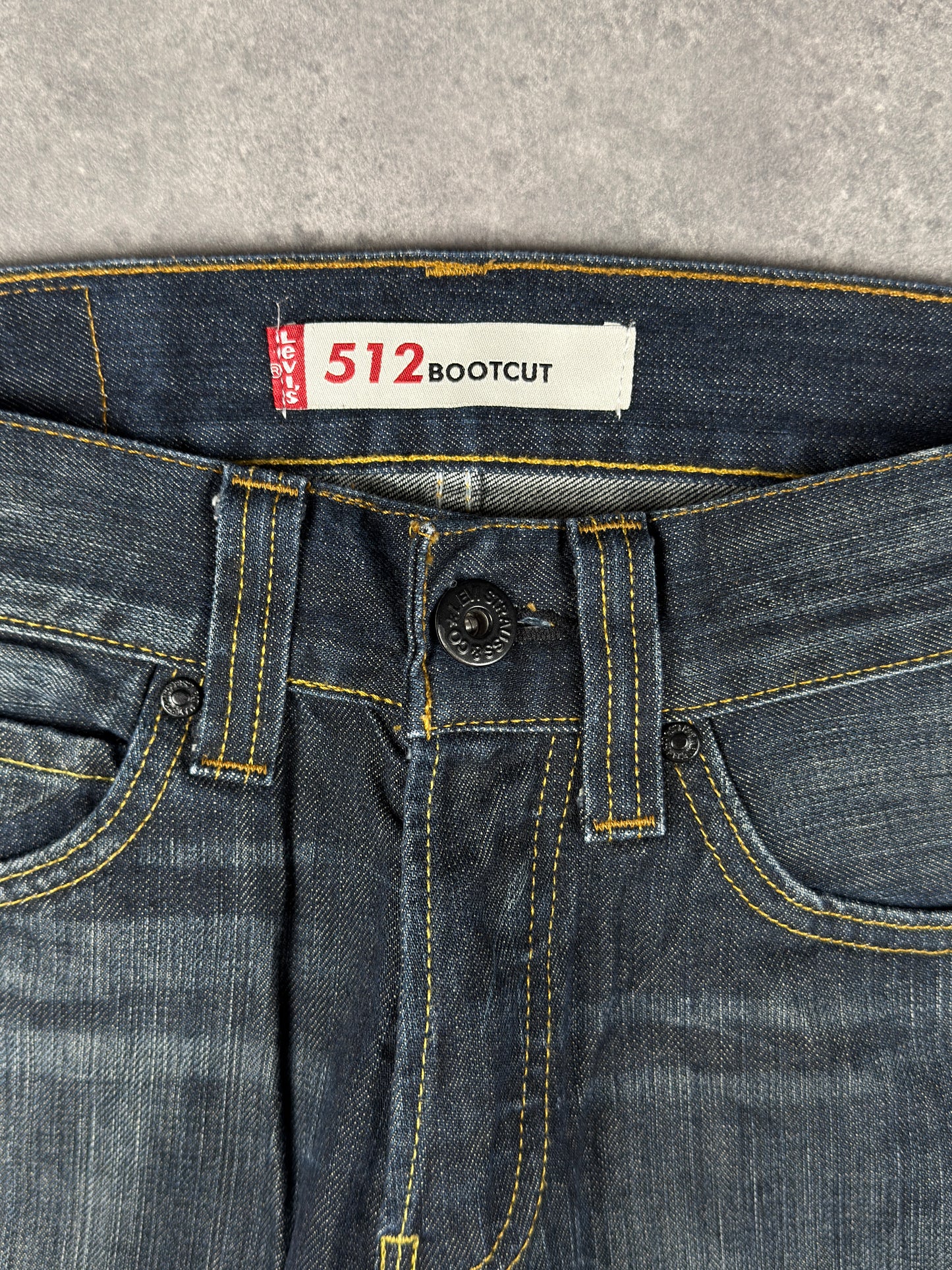 Levi’s bootcut Jeans (W29/L32)