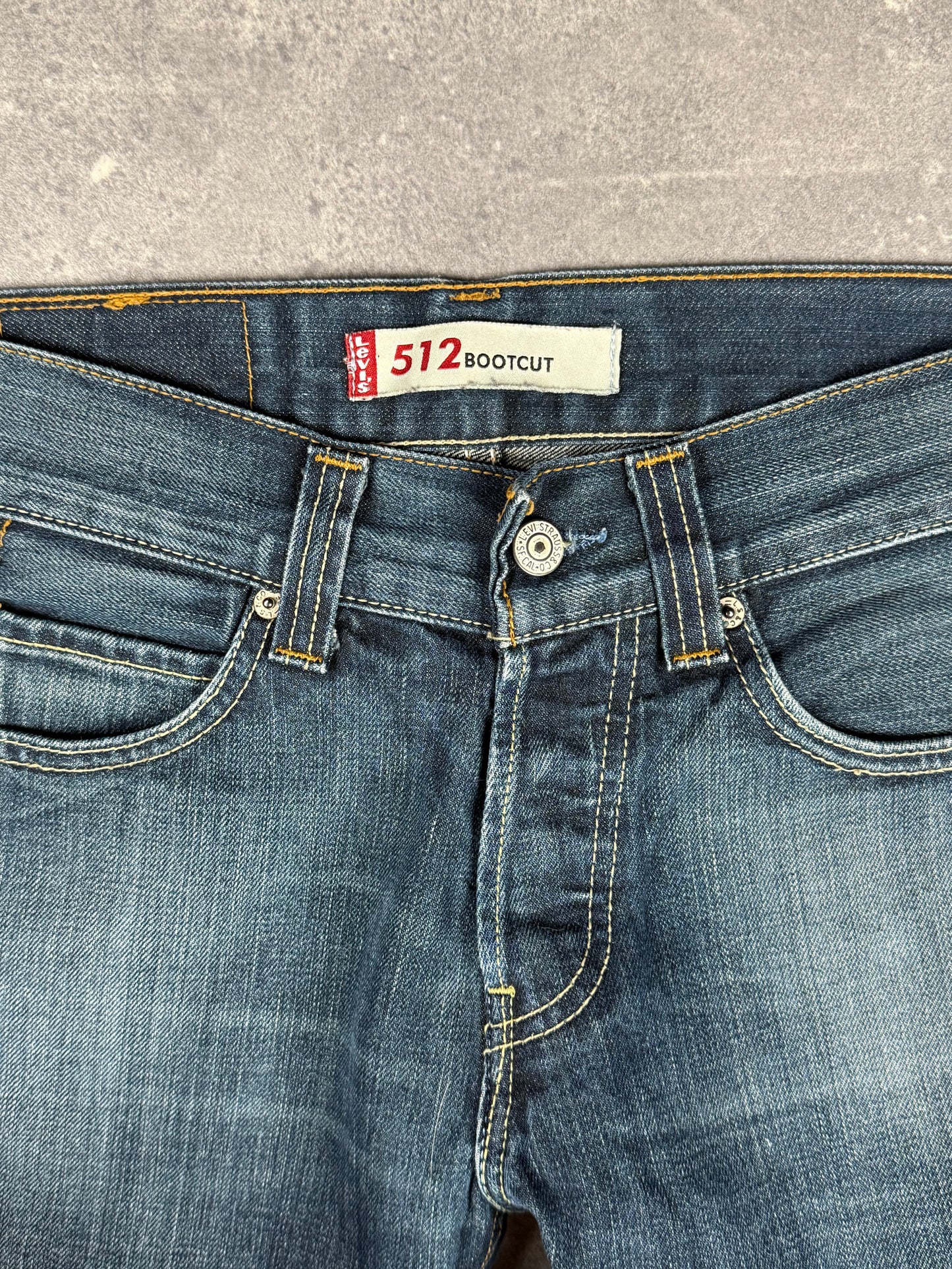 Levi’s bootcut Jeans (W29/L30)