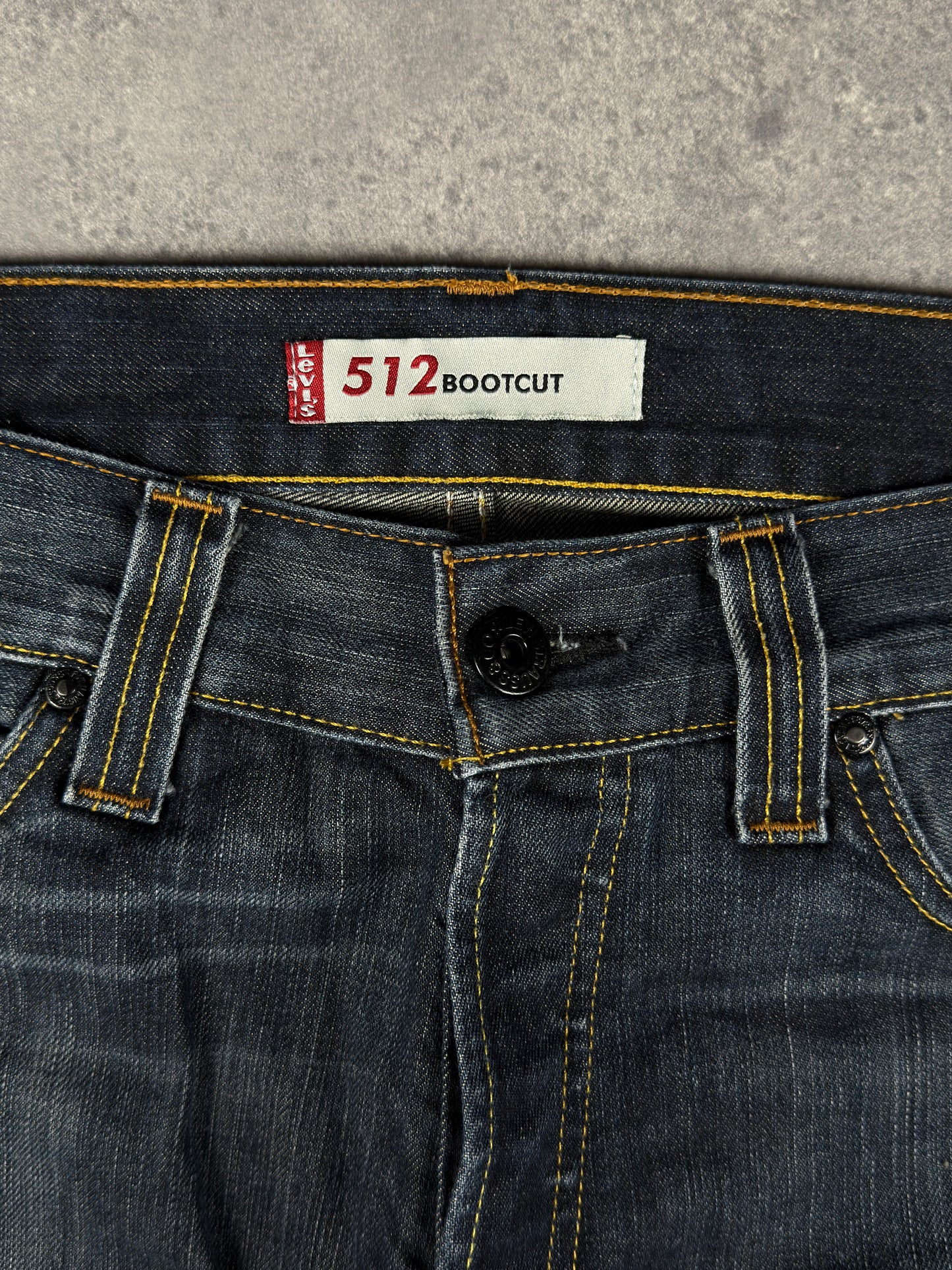 Levi’s bootcut Jeans (W34/L32)