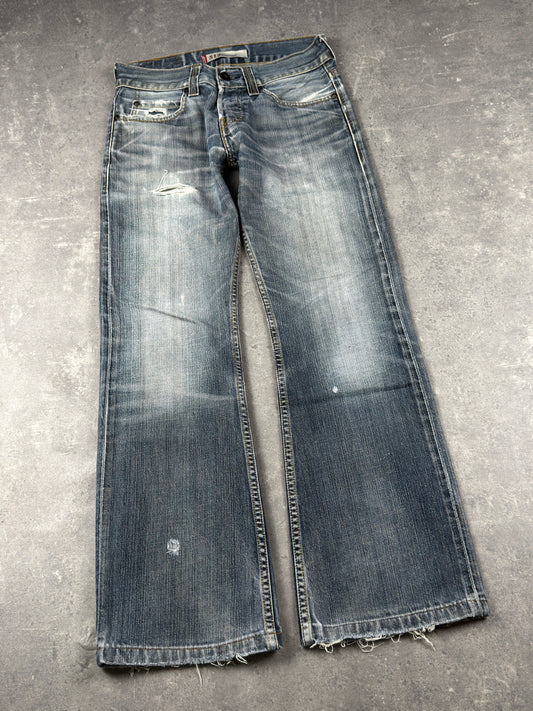 Levi’s bootcut Jeans (W28/L30)