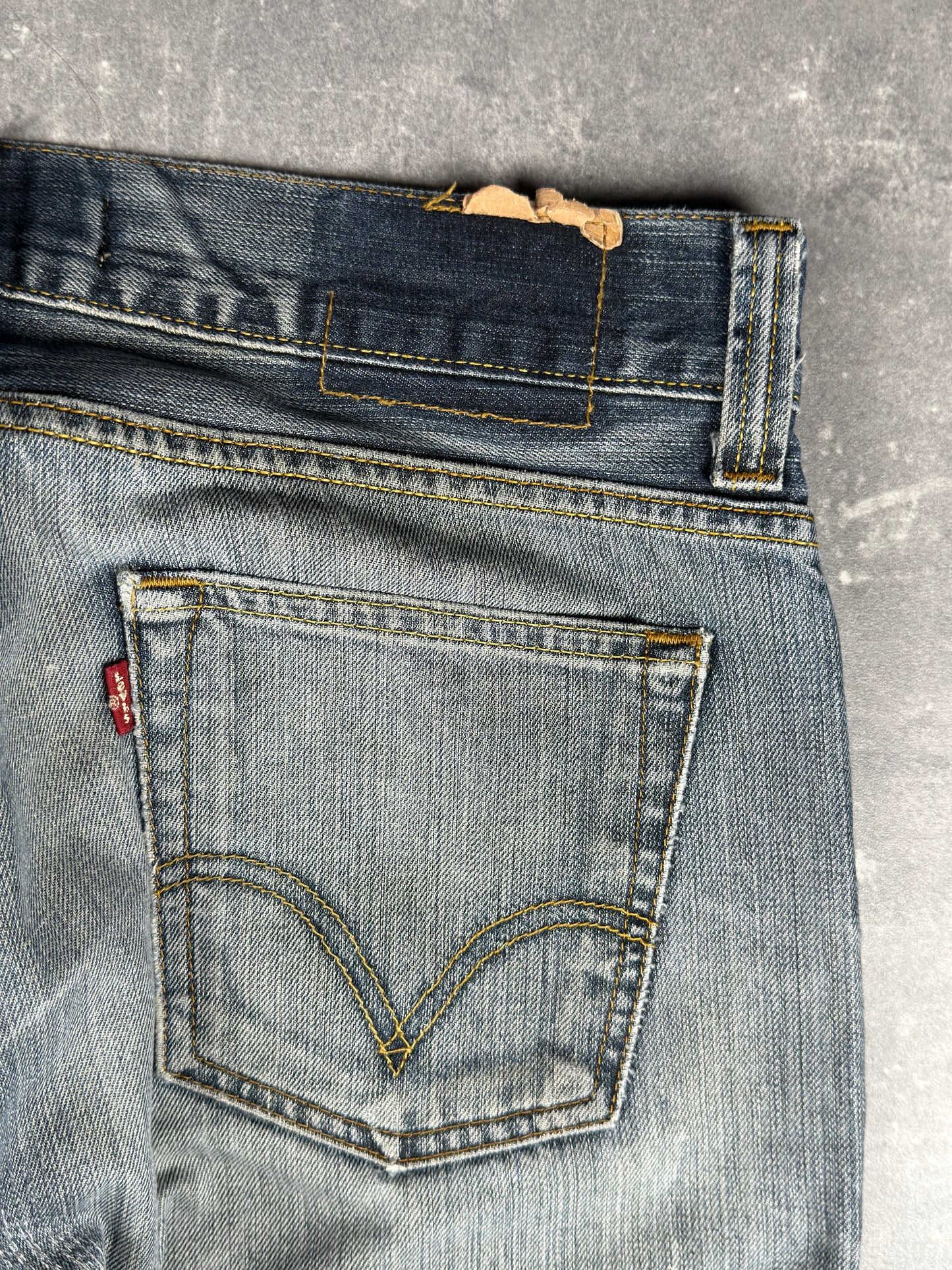 Levi’s bootcut (W33/L32)