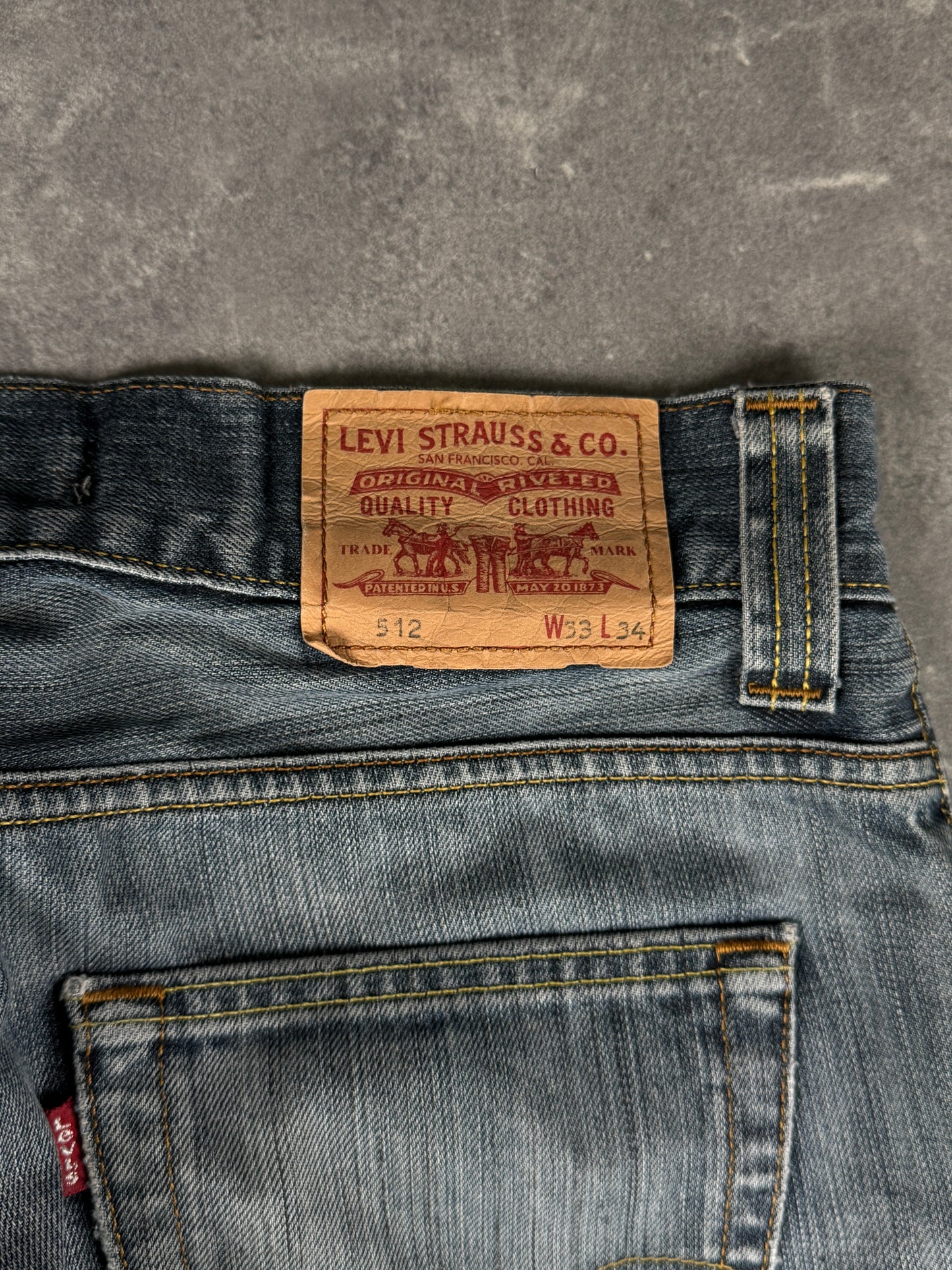 Levi’s bootcut Jeans (W33/L34)