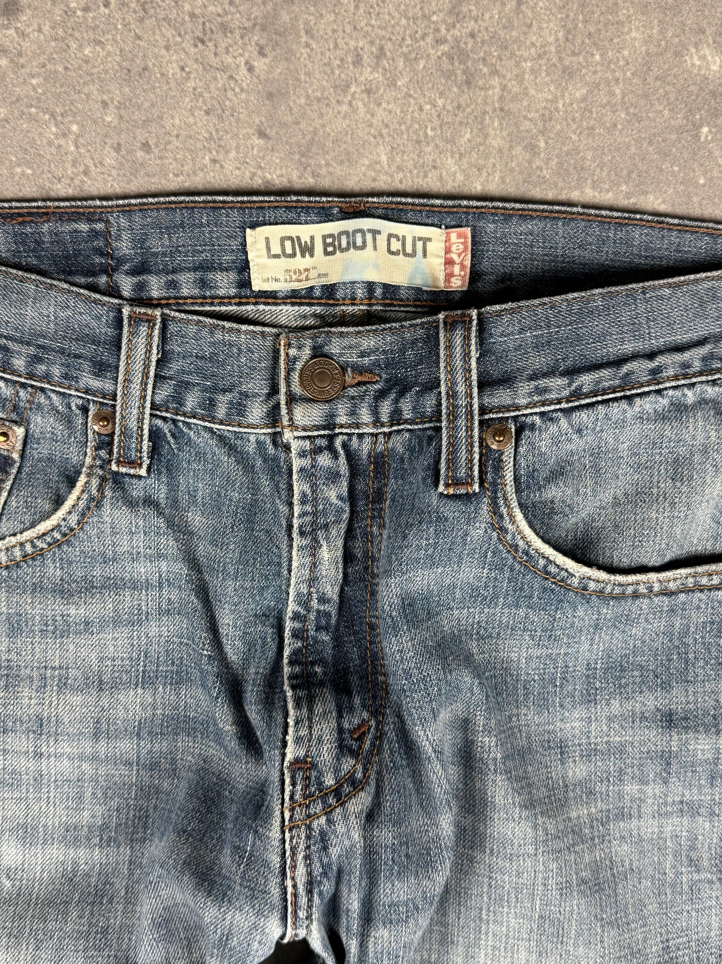 Levi’s bootcut Jeans (W31/L34)