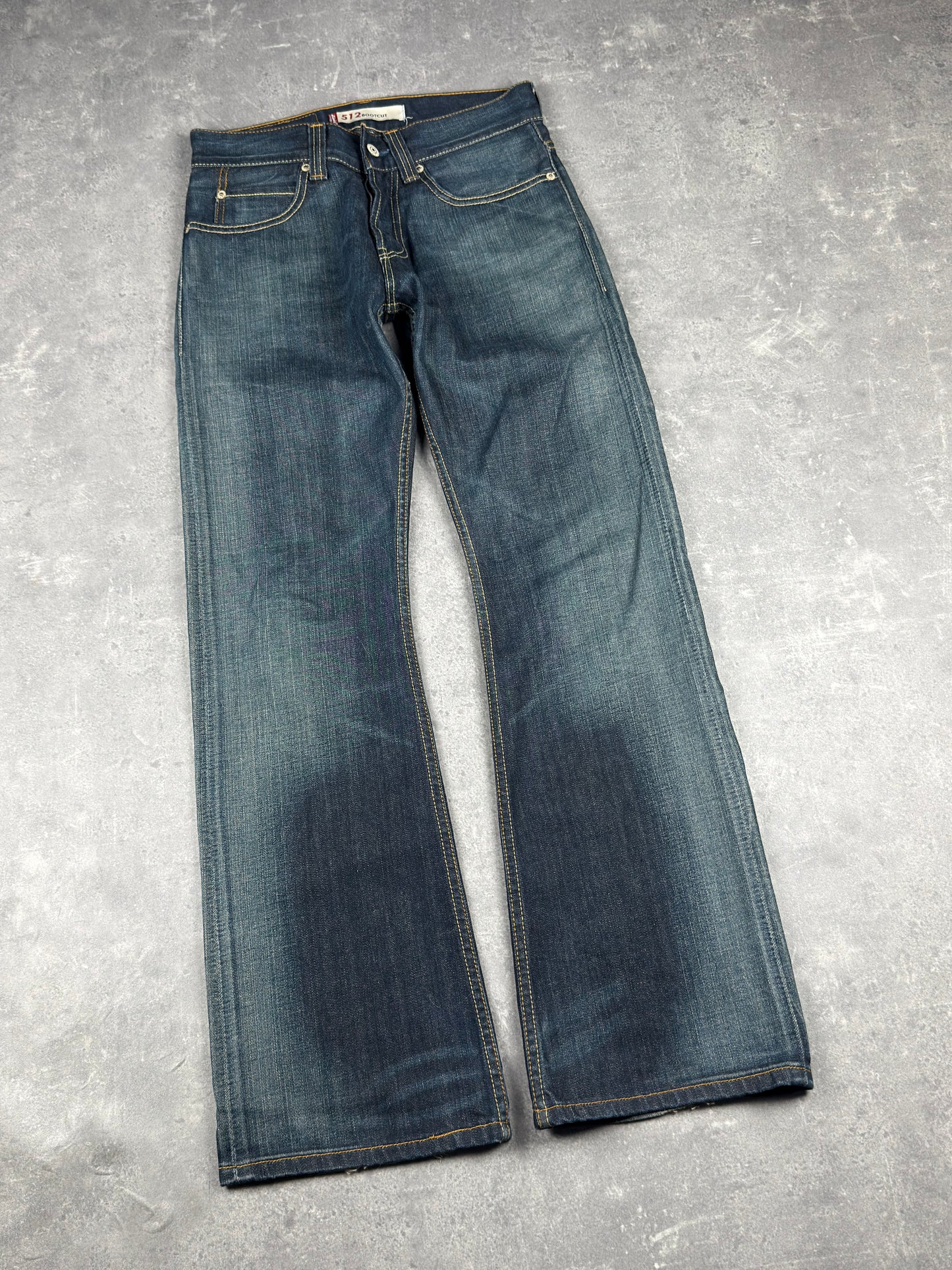 Levi’s bootcut Jeans (W28/L32)