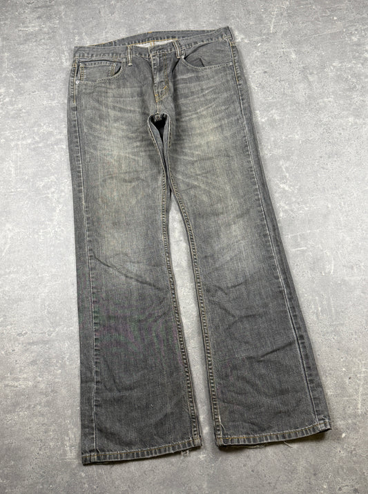 Levi’s bootcut jeans (W34/L34)