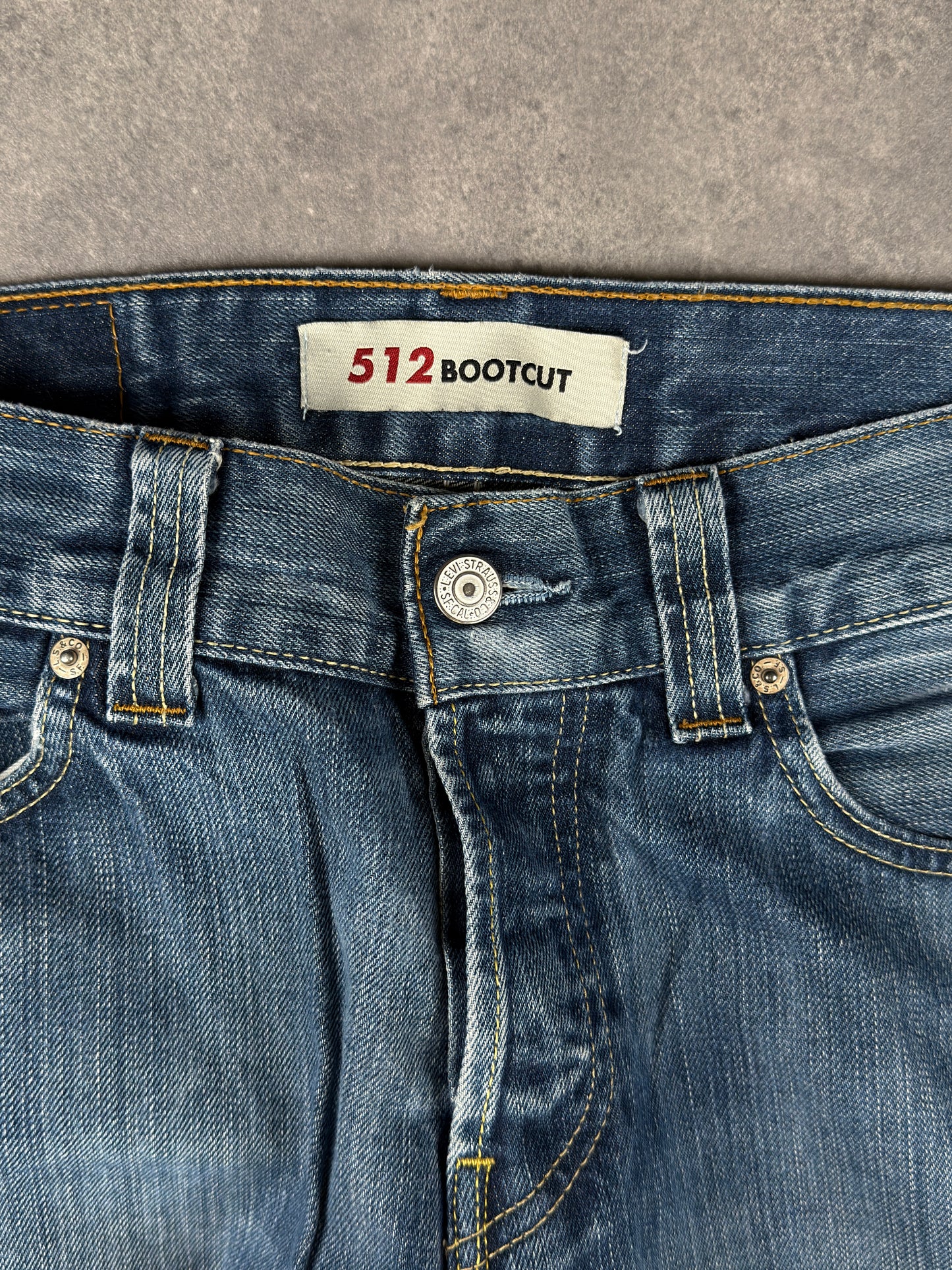 Levi’s bootcut Jeans (W32/L36)