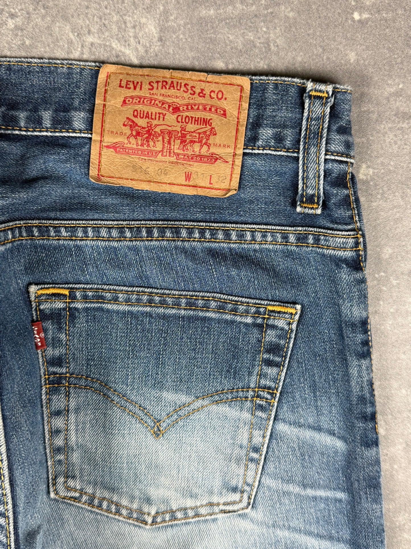 Levi’s bootcut Jeans (W31/L32)