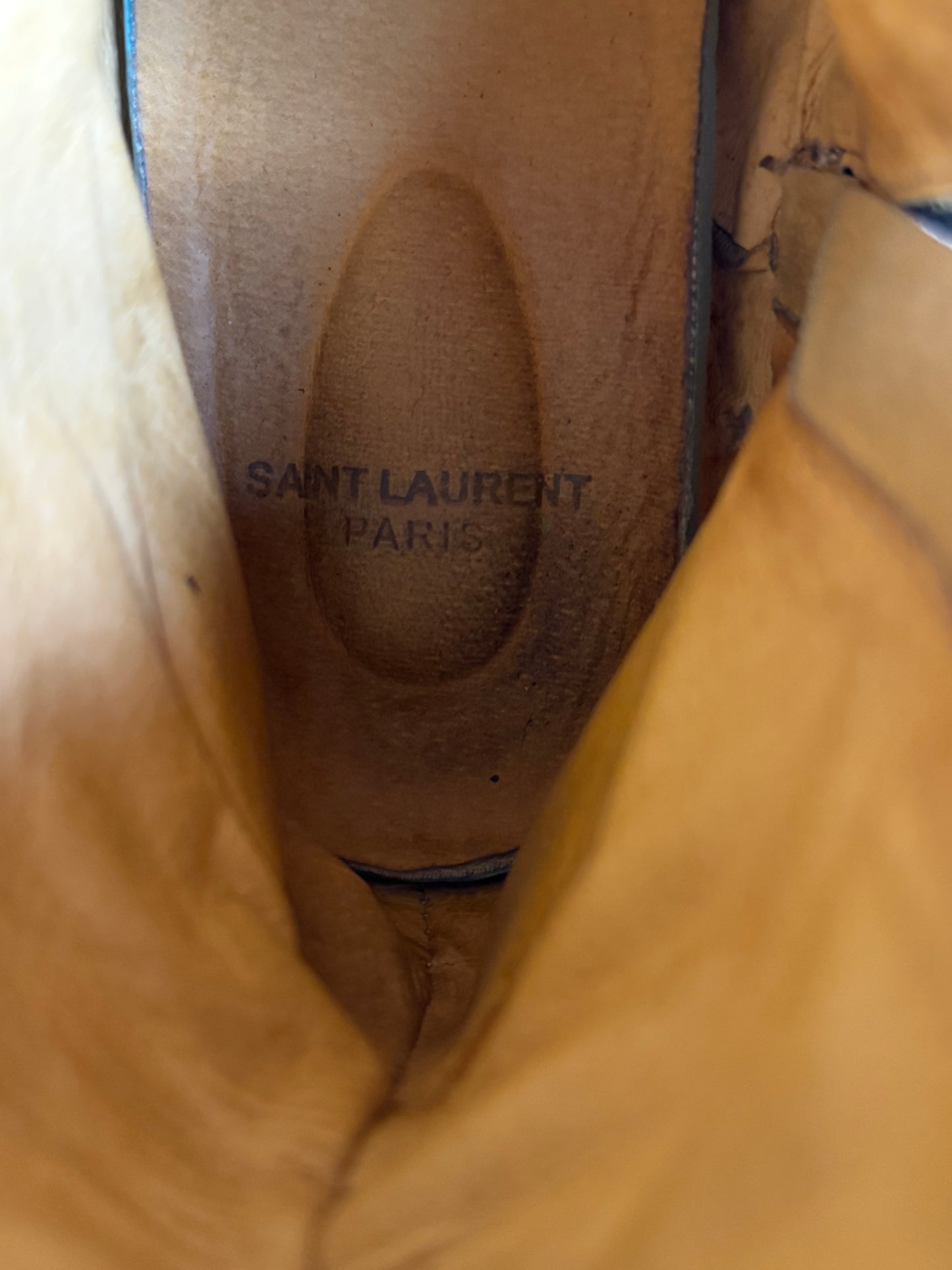 Saint Laurent Chelsea Boots (44)