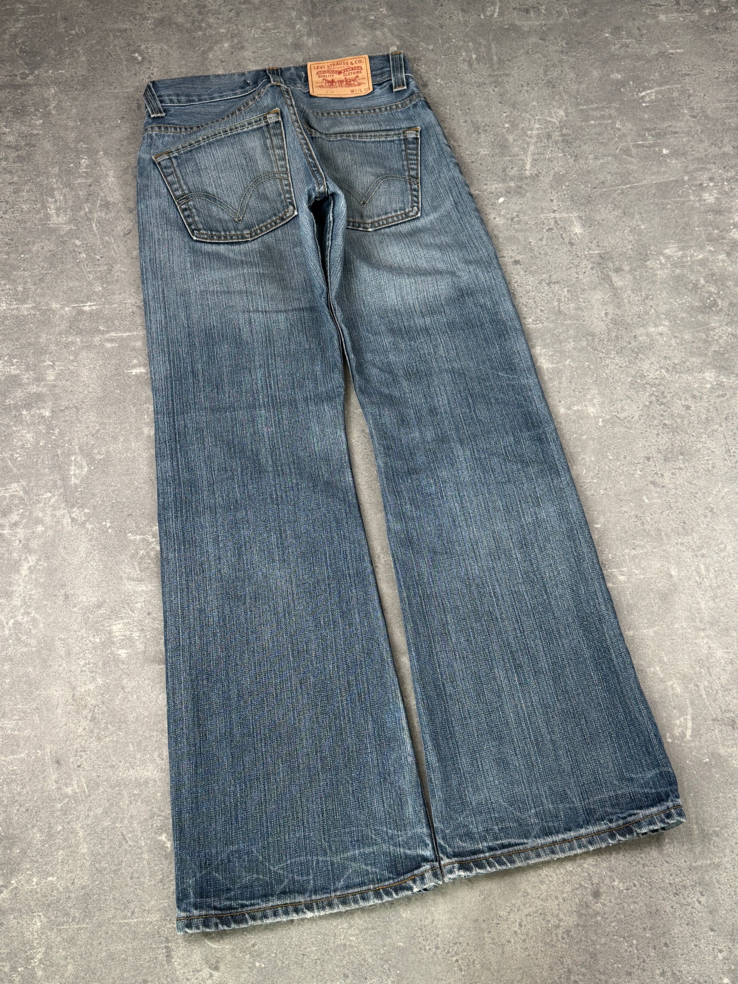 Levi’s bootcut Jeans (W27/L32)