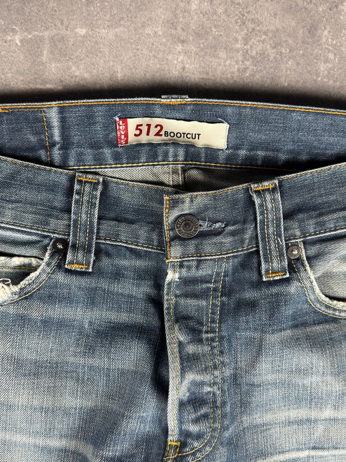 Levi’s bootcut (W33/L36)