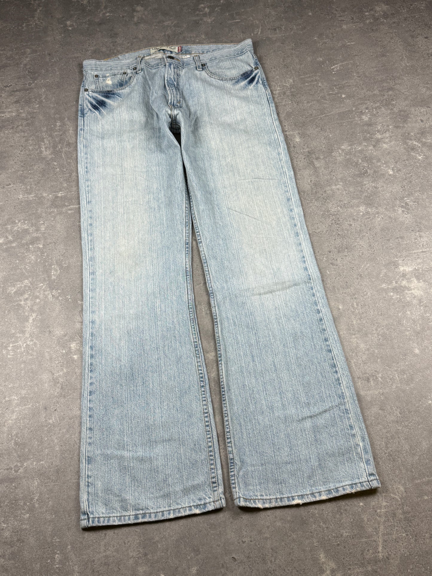Levi’s bootcut jeans (W36/L36)