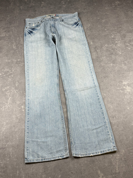 Levi’s bootcut jeans (W36/L36)