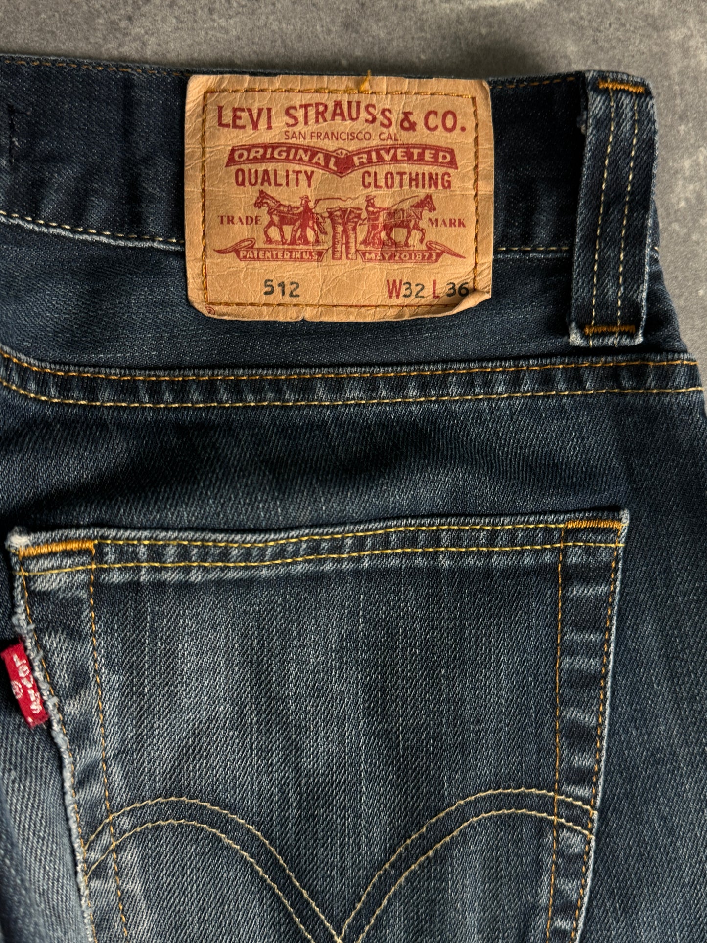 Levi’s bootcut Jeans (W32/L34)