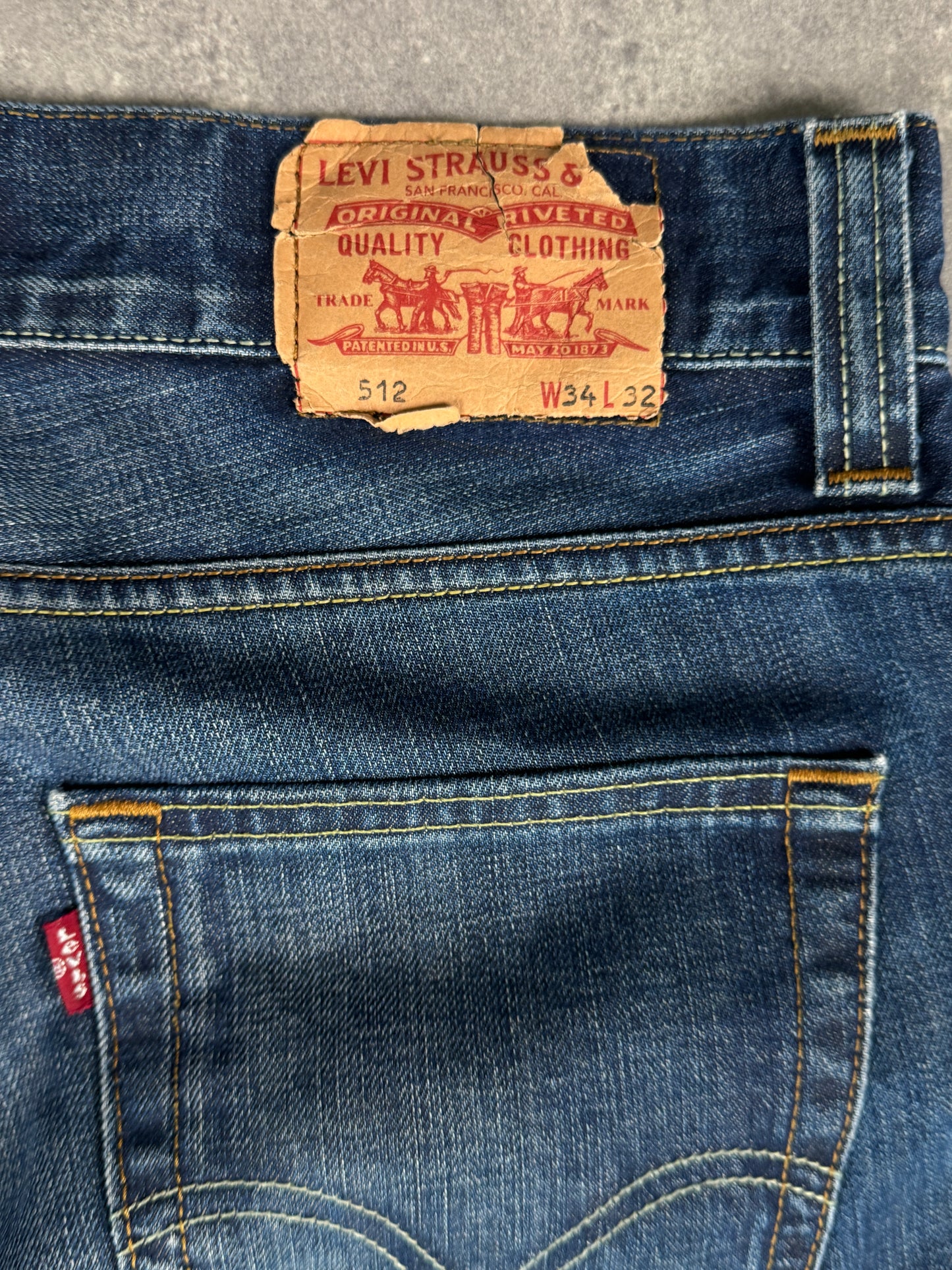 Levi’s bootcut Jeans (W34/L32)