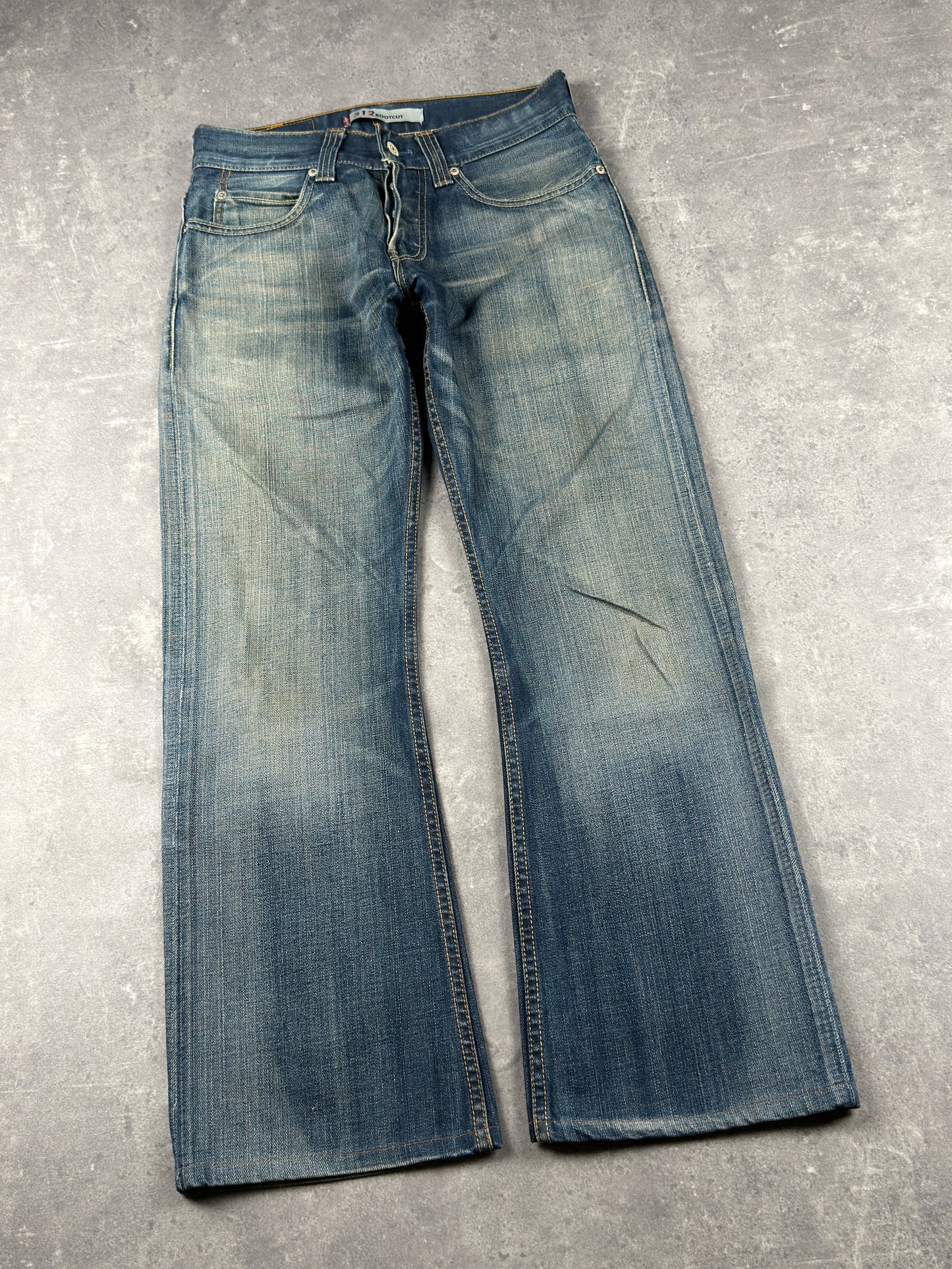 Levi’s bootcut Jeans (W29/L28)