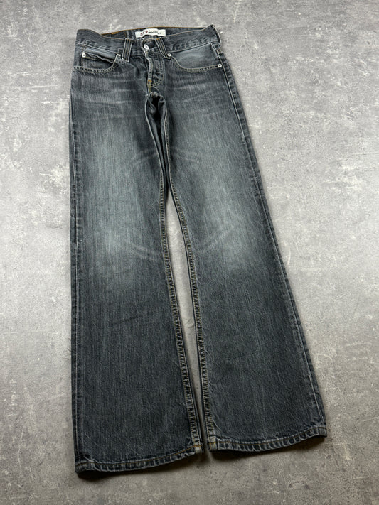 Levi’s bootcut Jeans (W28/L32)