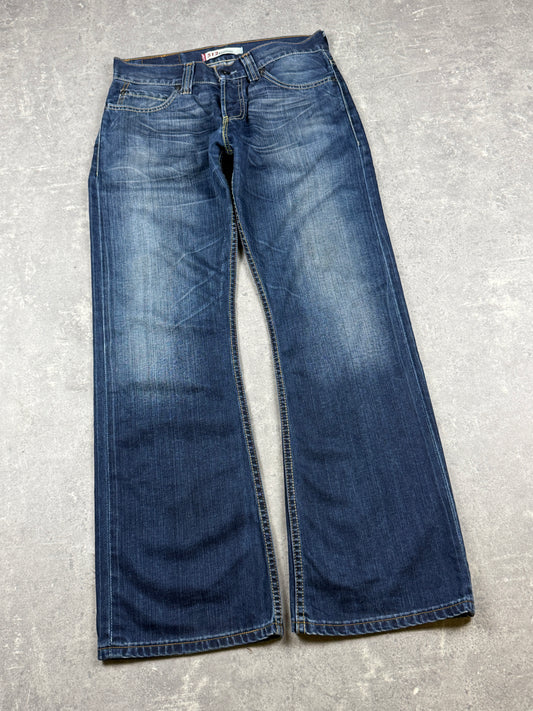 Levi’s bootcut jeans (W32/L32)