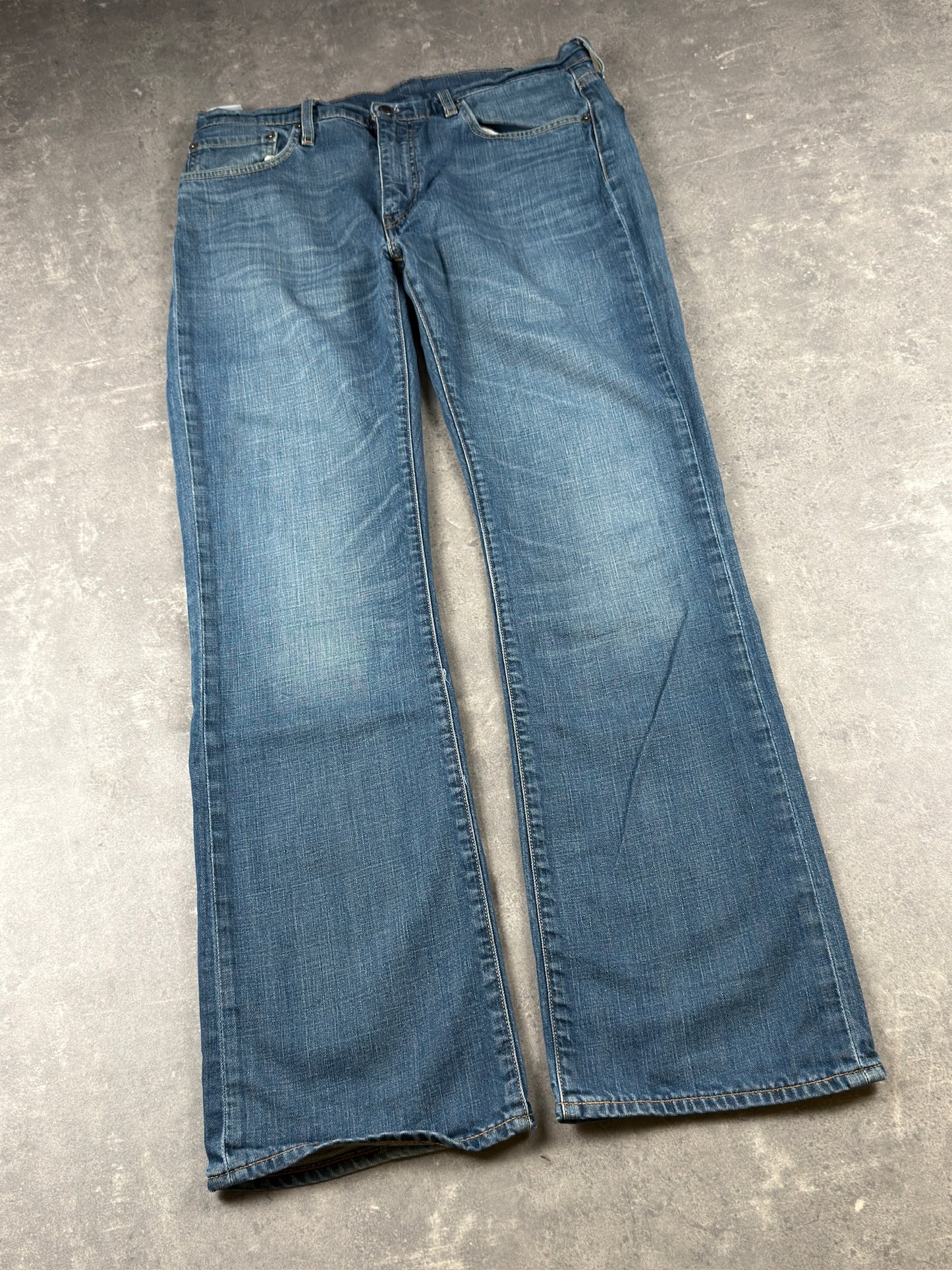 Levi’s bootcut Jeans (W36/L34)