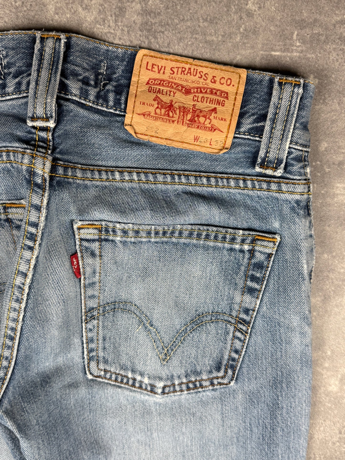 Levi’s bootcut Jeans W28/L30