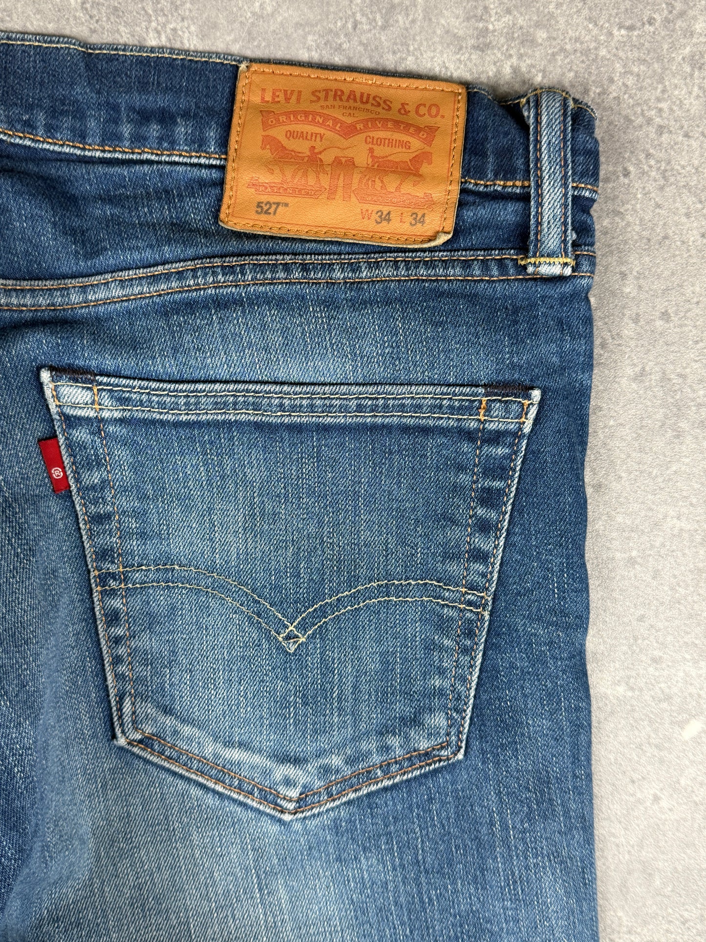 Levi’s bootcut Jeans (W34/L34)