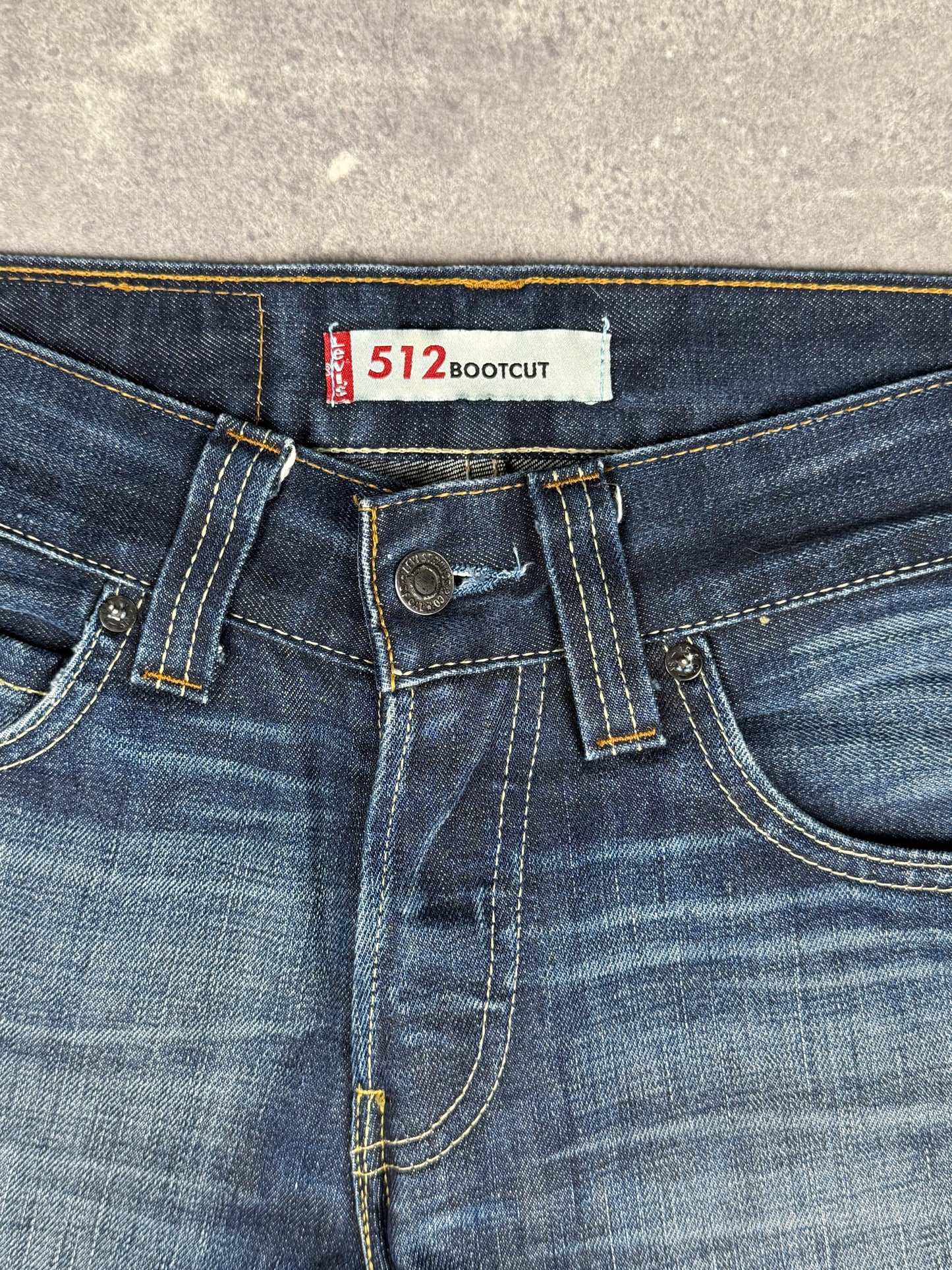 Levi’s bootcut Jeans (W29/L30)