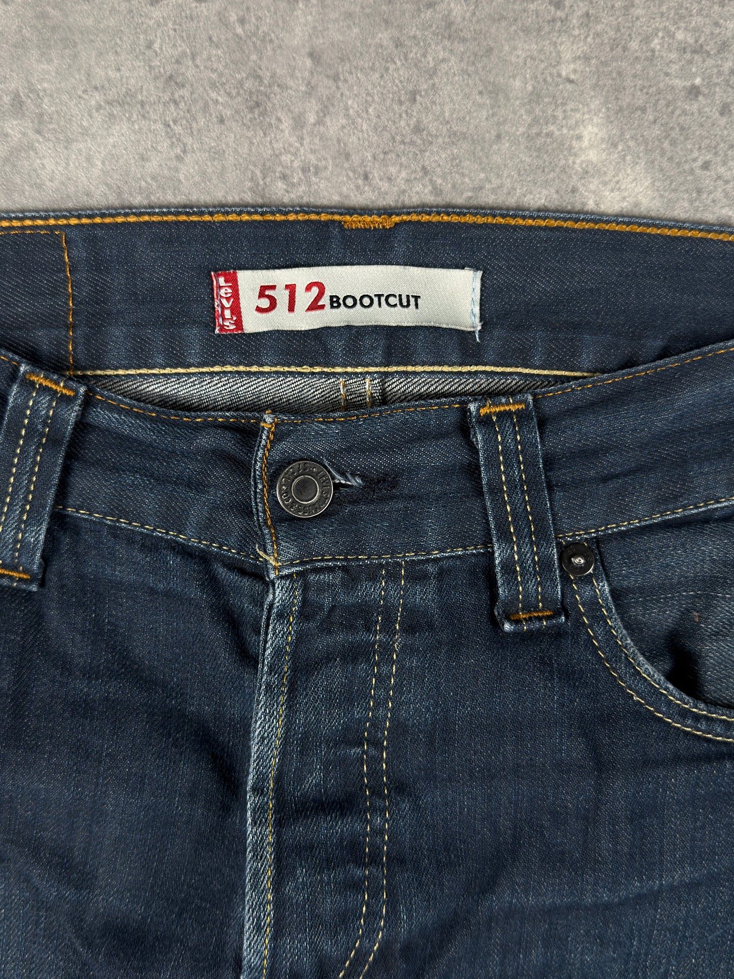 Levi’s bootcut Jeans (W32/L30)