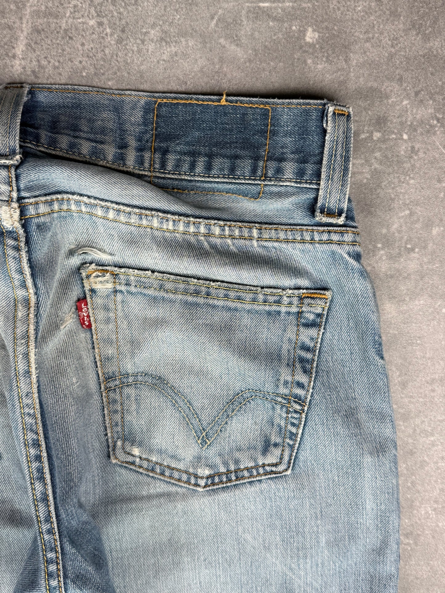 Levi’s bootcut Jeans (W31/L32)