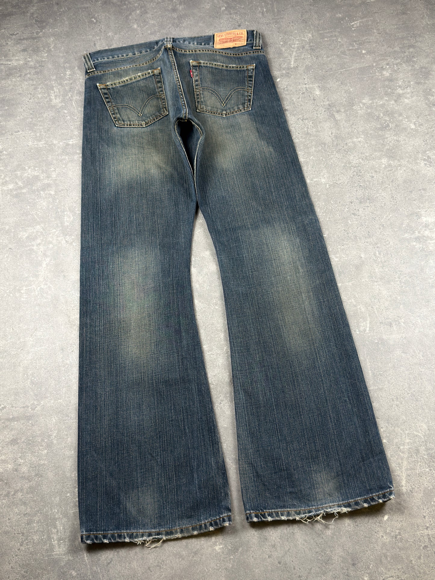 Levi’s bootcut Jeans (W34/L34-36)