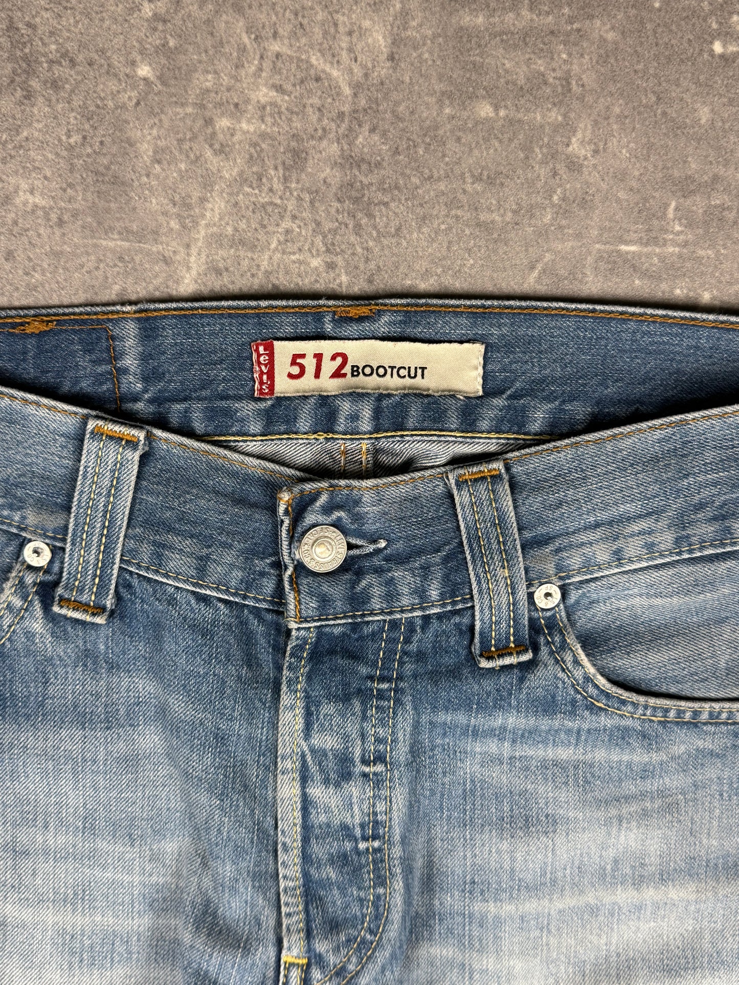Levi’s bootcut Jeans W32/L32