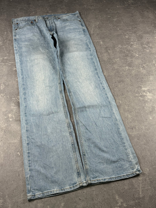 Levi’s bootcut Jeans (W34/L36)