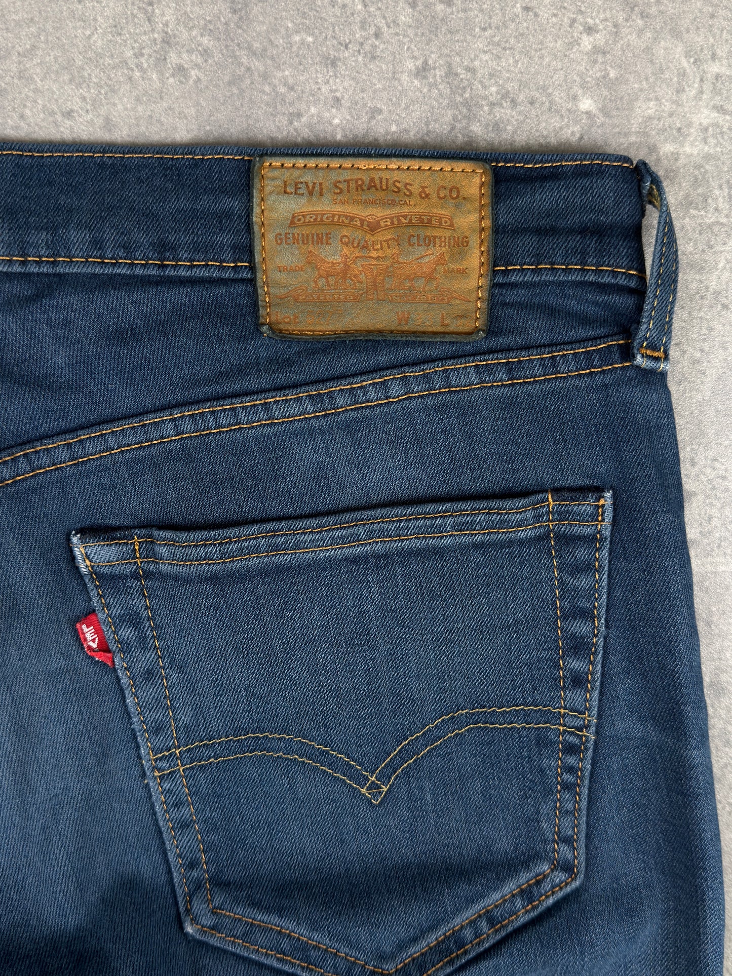 Levi’s bootcut Jeans (W33/L32)