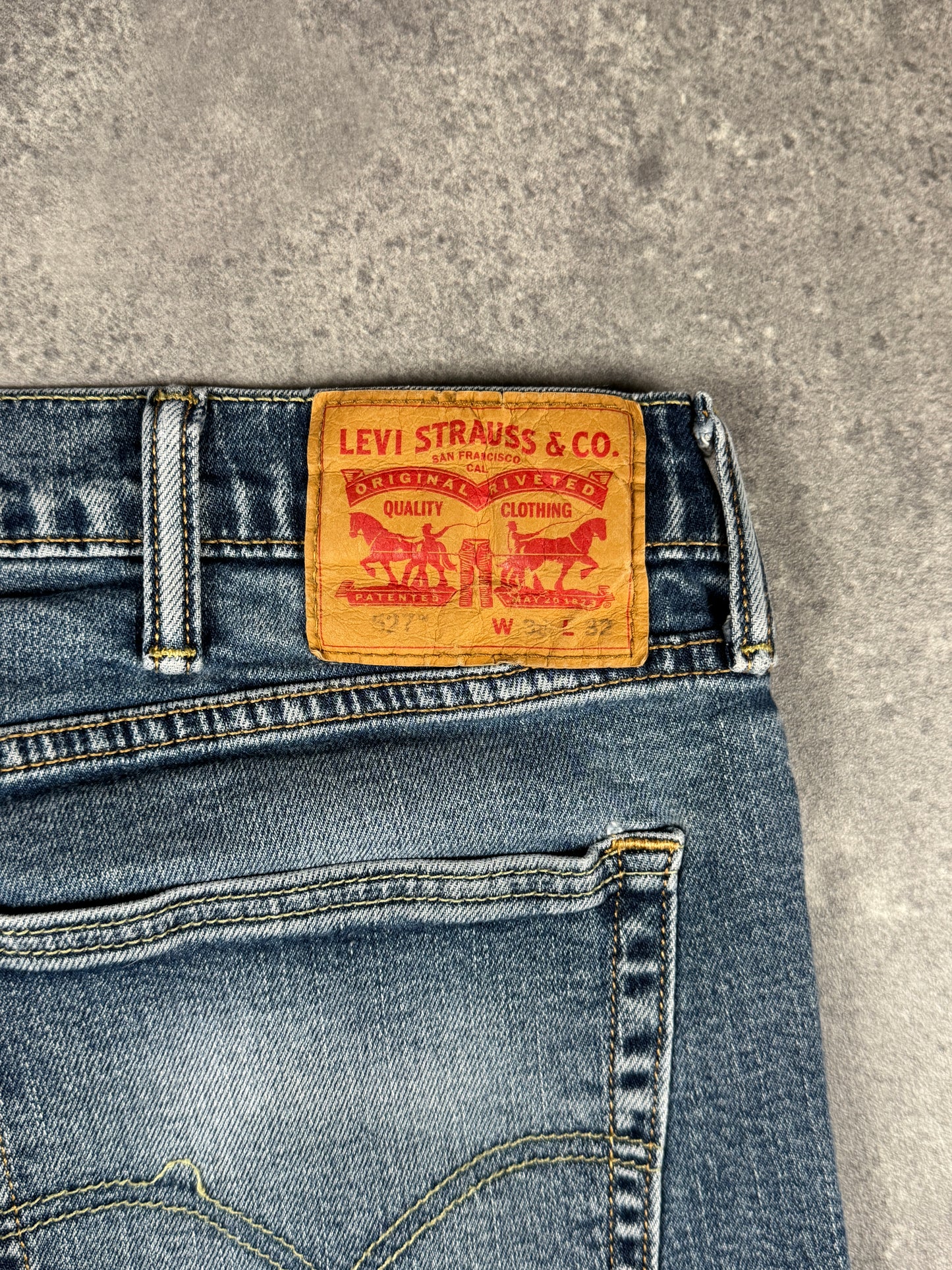 Levi’s bootcut jeans (W38/L32)