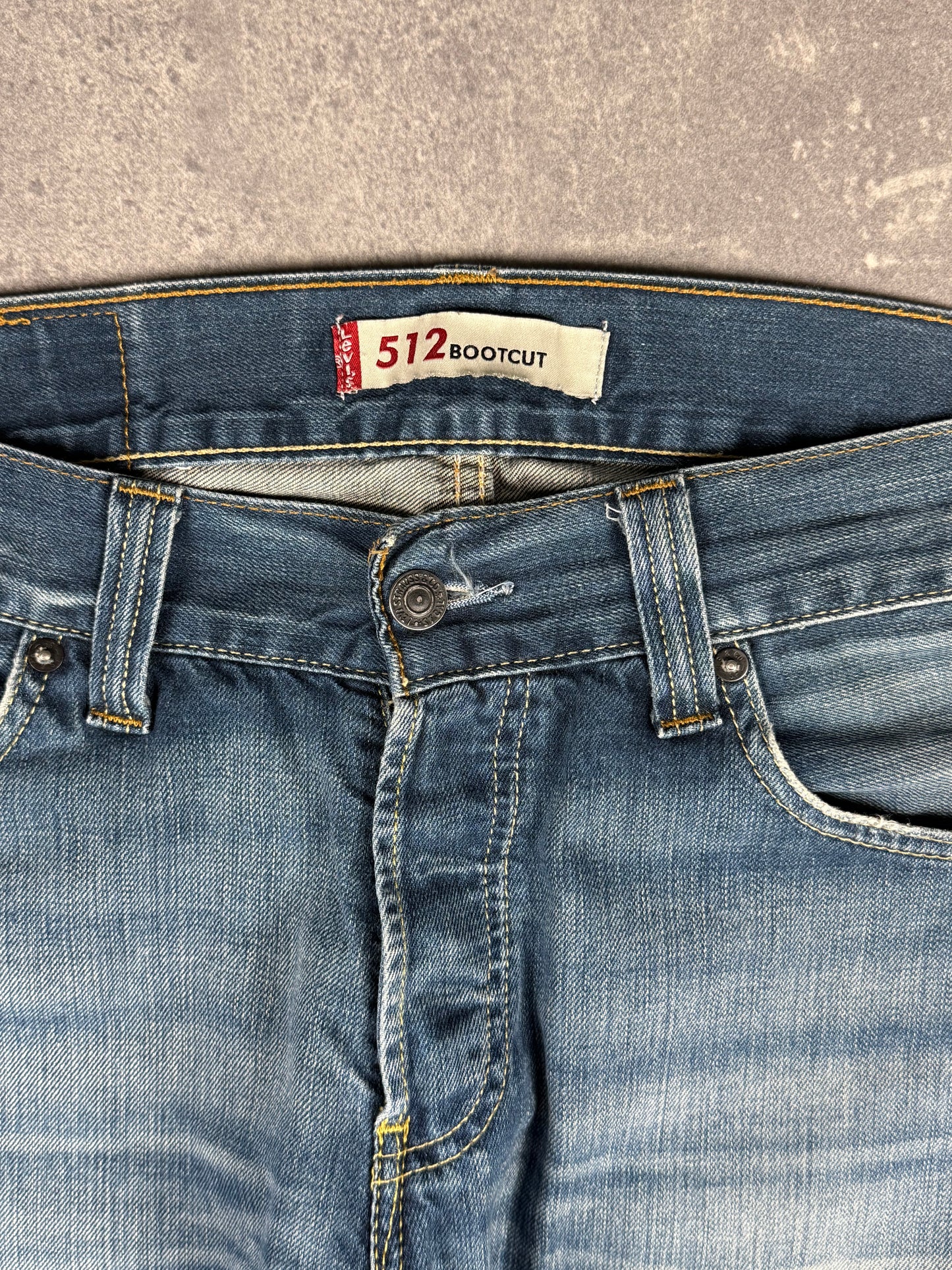 Levi’s bootcut Jeans (W33/L36)