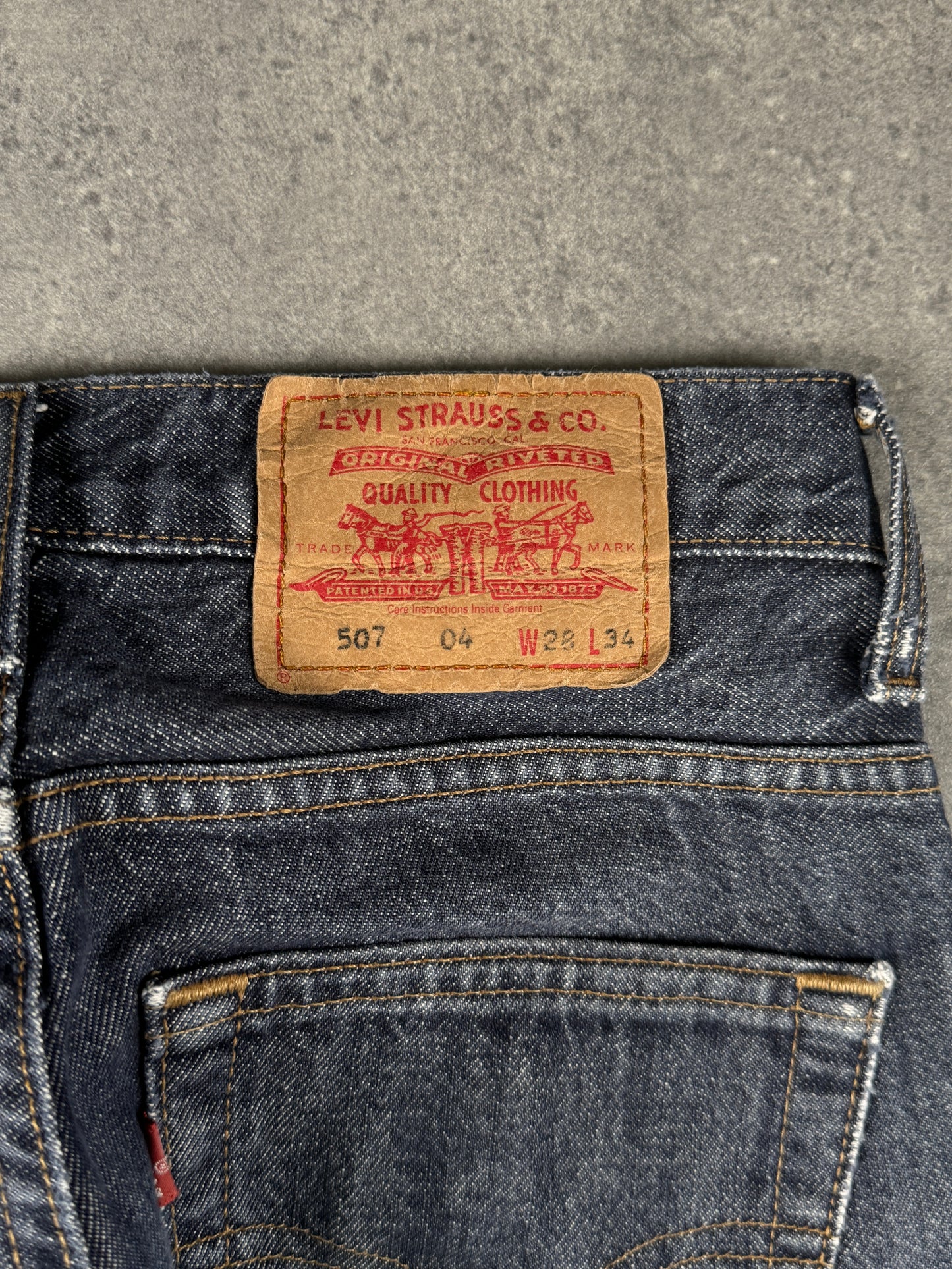 Levi’s bootcut Jeans (W28/L32)