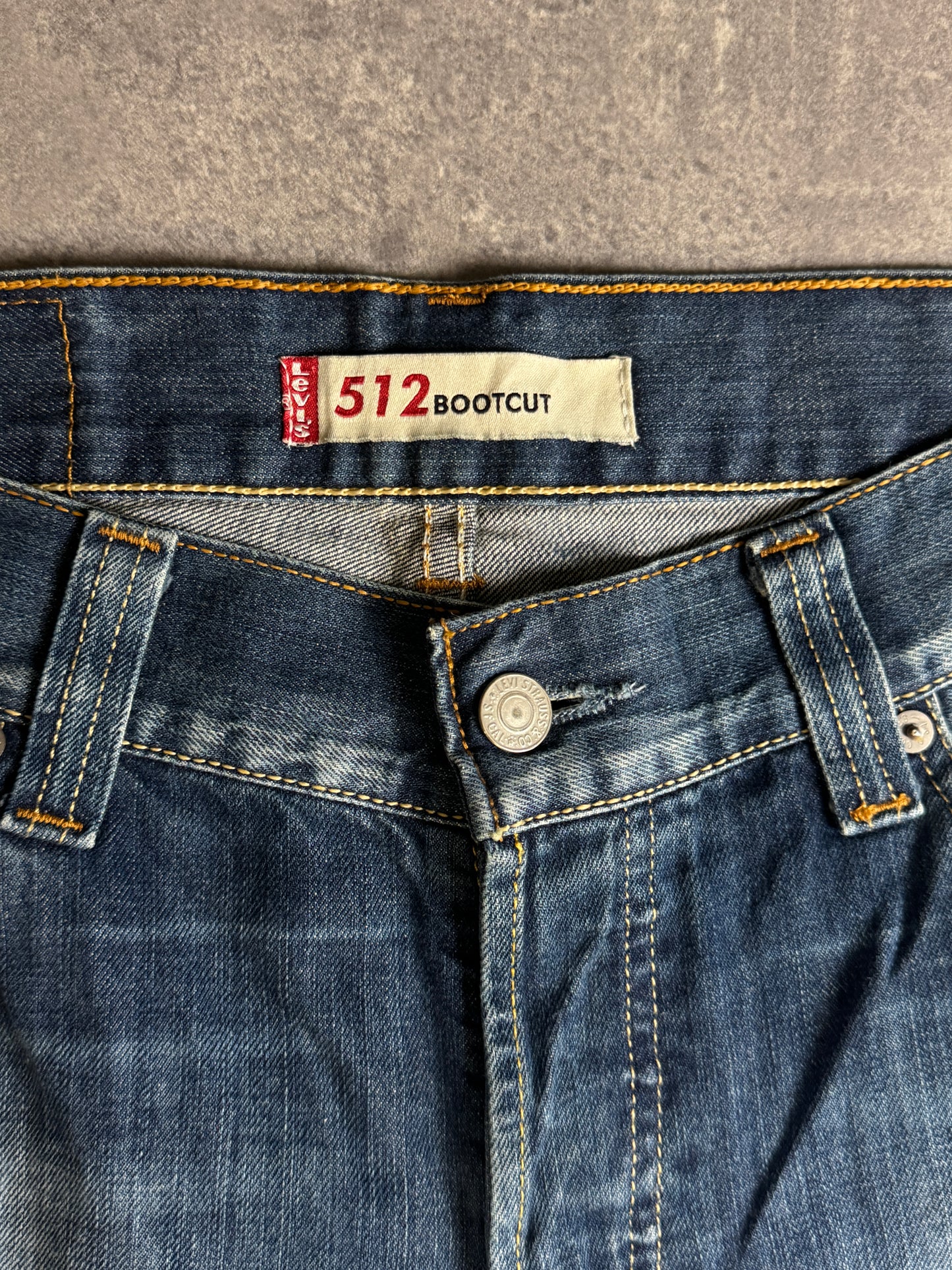 Levi’s bootcut Jeans (W32/L32)