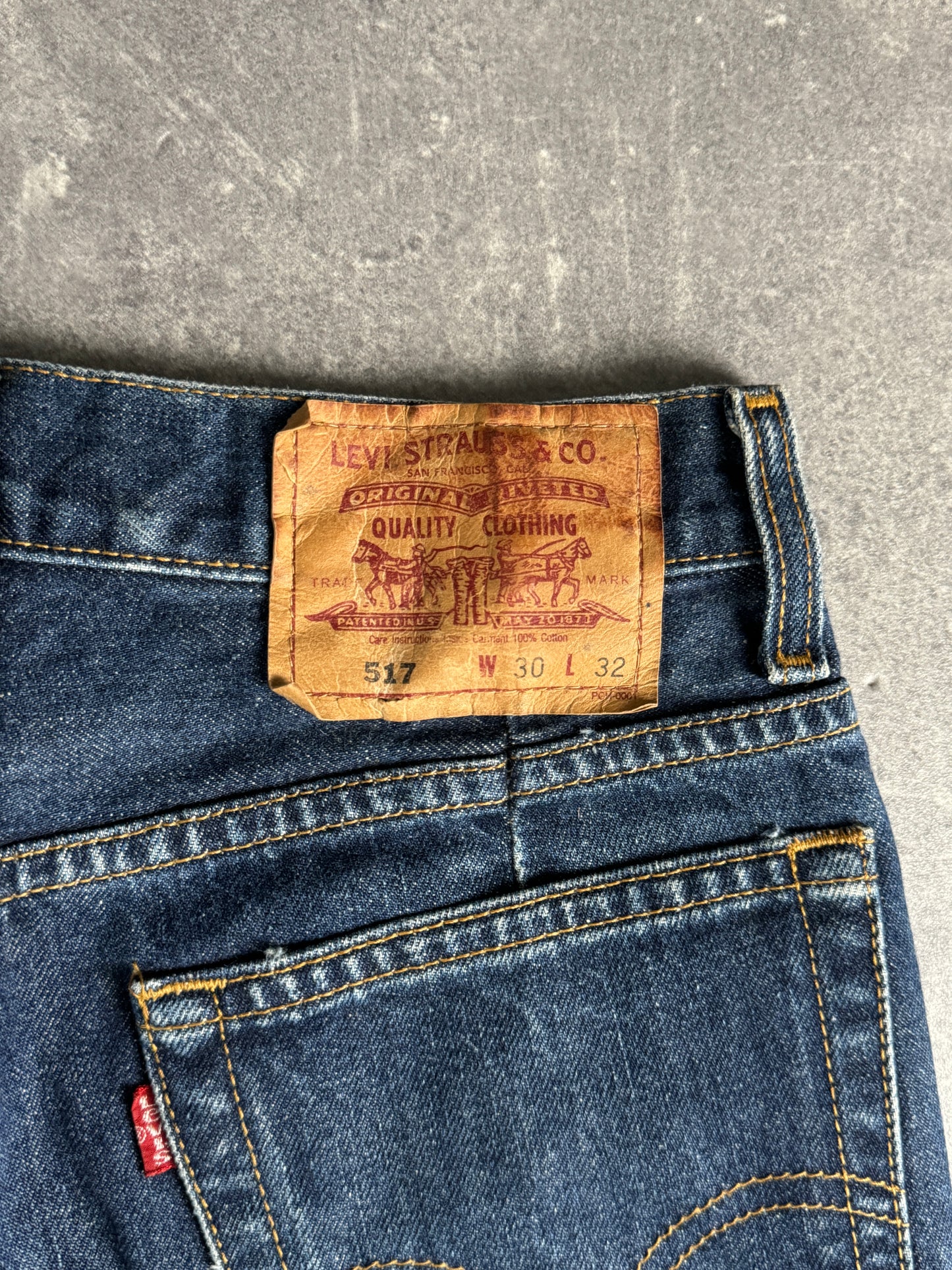 Levi’s bootcut Jeans (W28/L34)