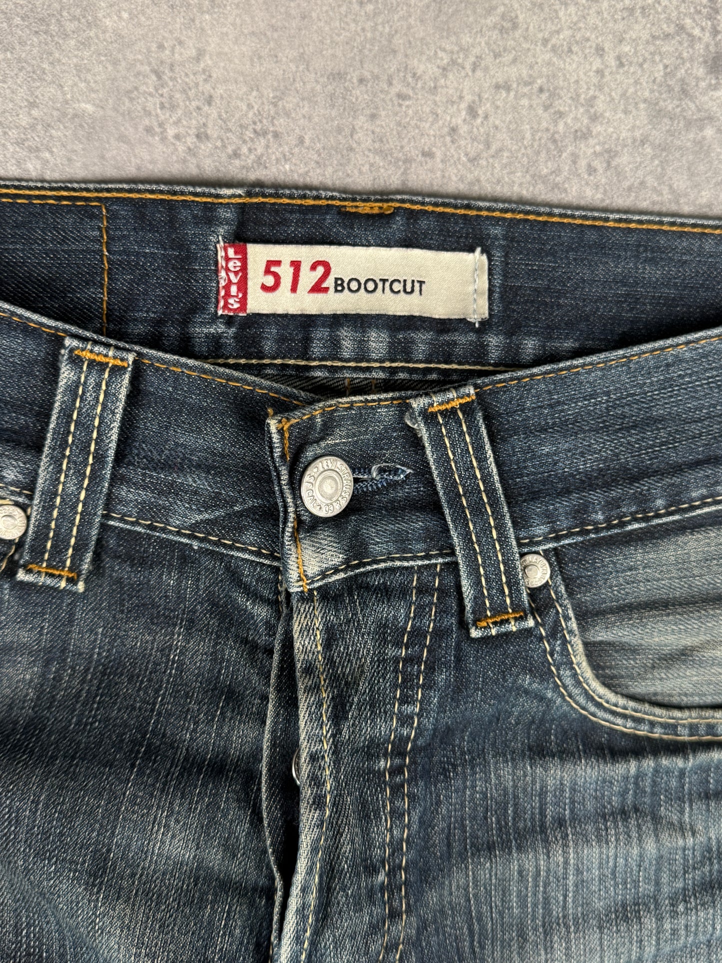 Levi’s bootcut Jeans (W29/L32)